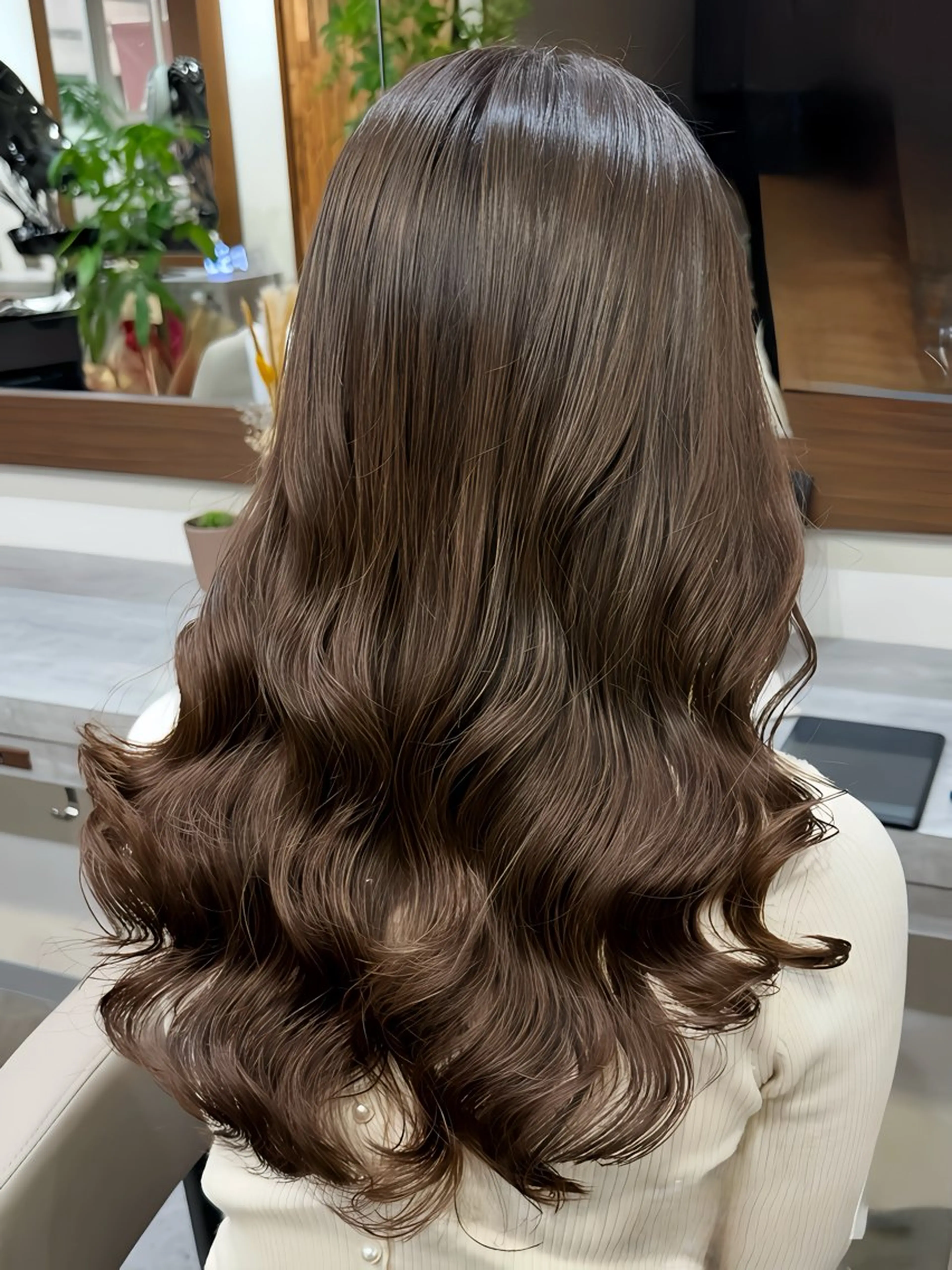 ロング パーマ コテ巻き/パーマ/艶 透明感/荻原凜太郎のヘアスタイル