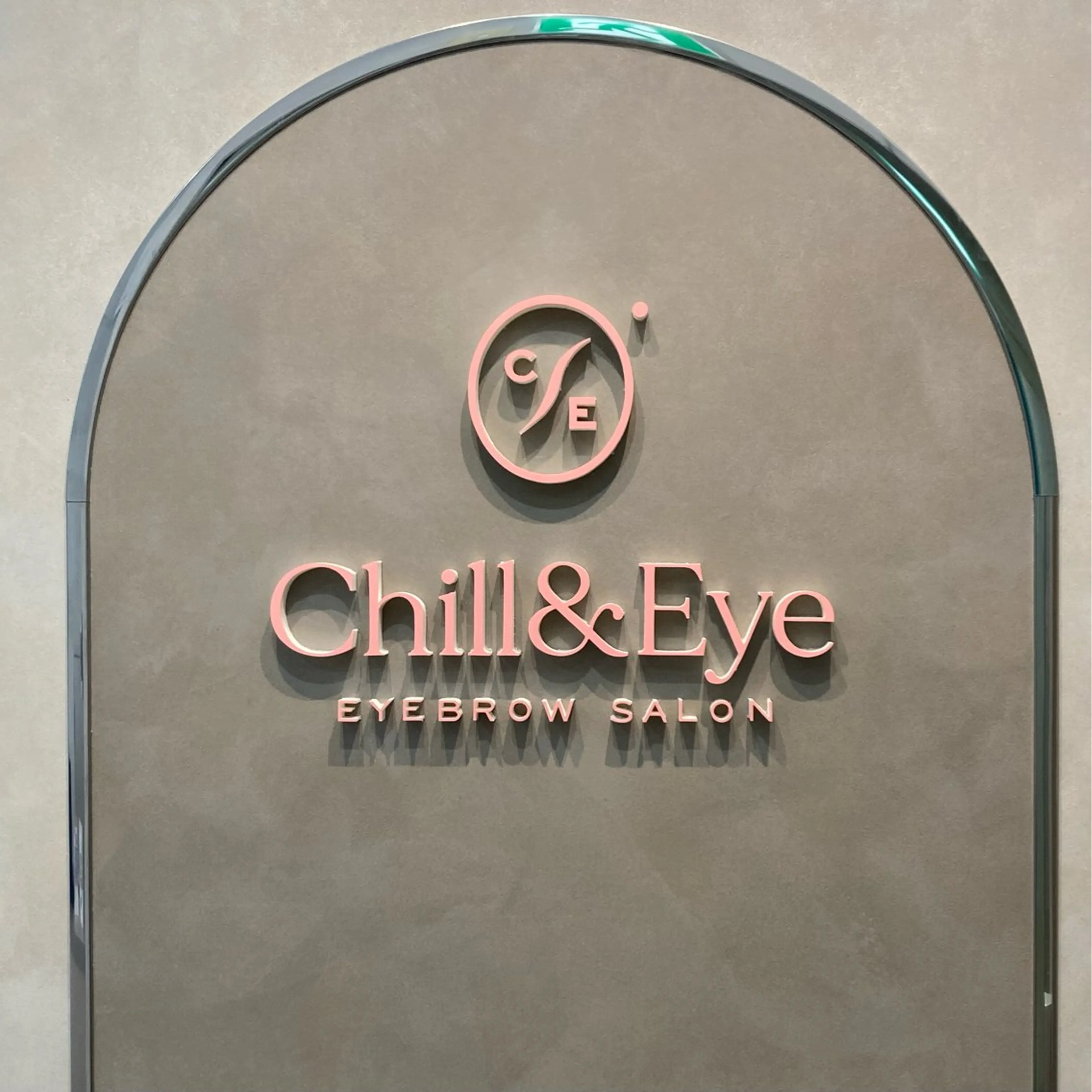 アイブロウ 🎀パーソナル眉⌇ 束感まつ毛MIOのマツエク・マツパデザイン