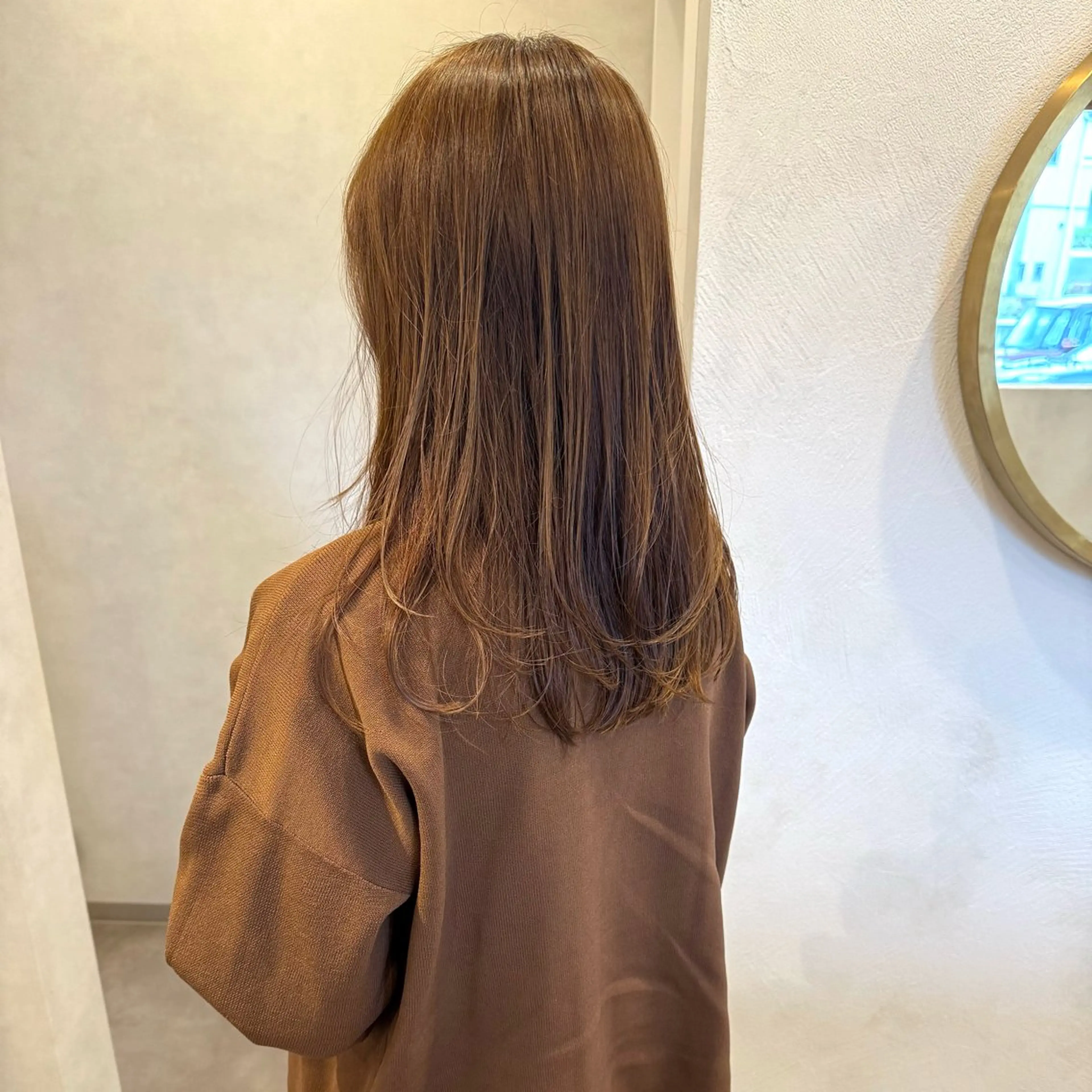 セミロング カラー ベージュカラー ブリーチ ダブルカラー ブリーチなしカラー ヘアカラー Lita./ 大賀ひかり🧁🫧のヘアスタイル