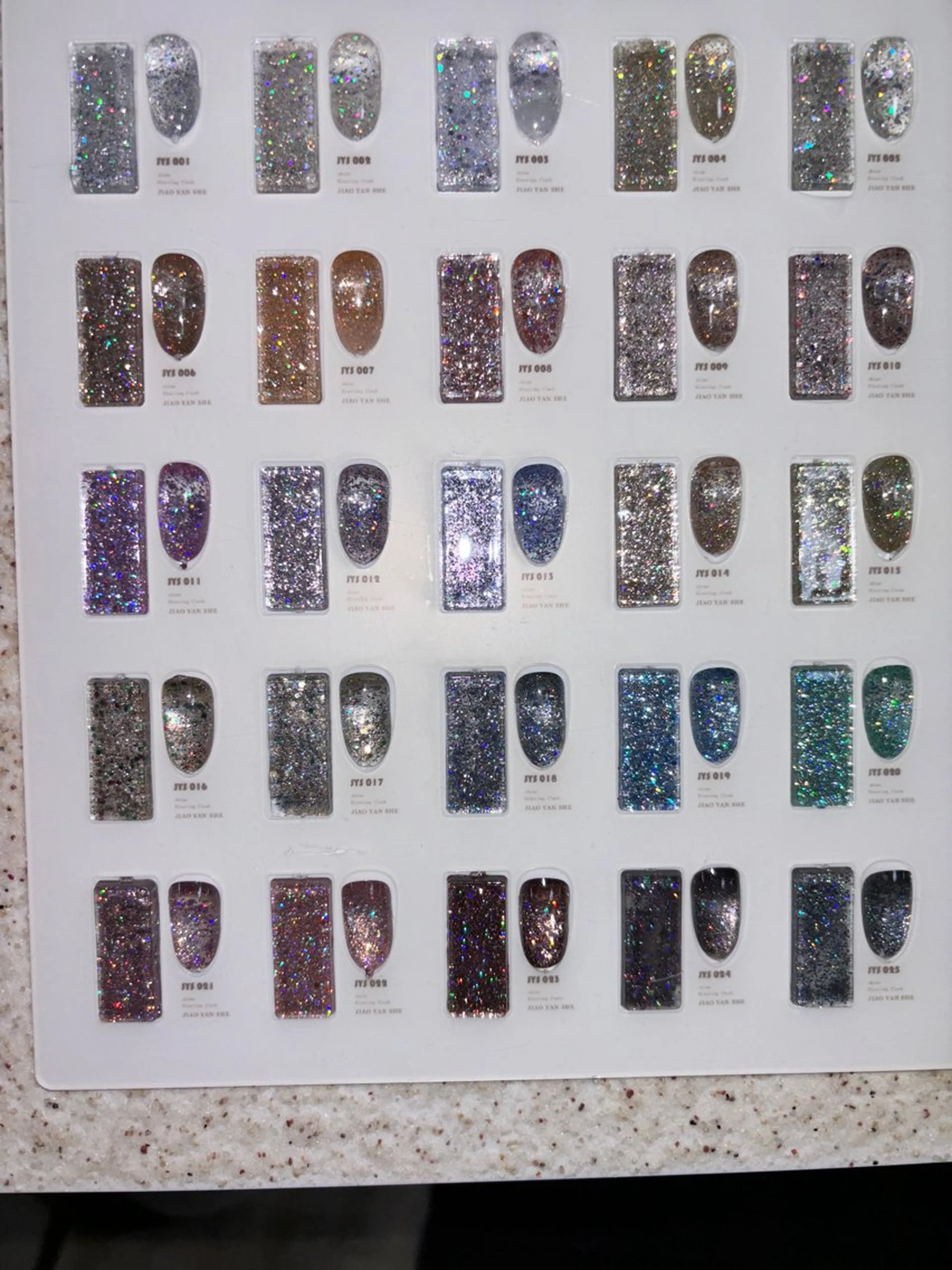 ネイル ハンドネイル コネコ ネイルサロンのネイルデザイン