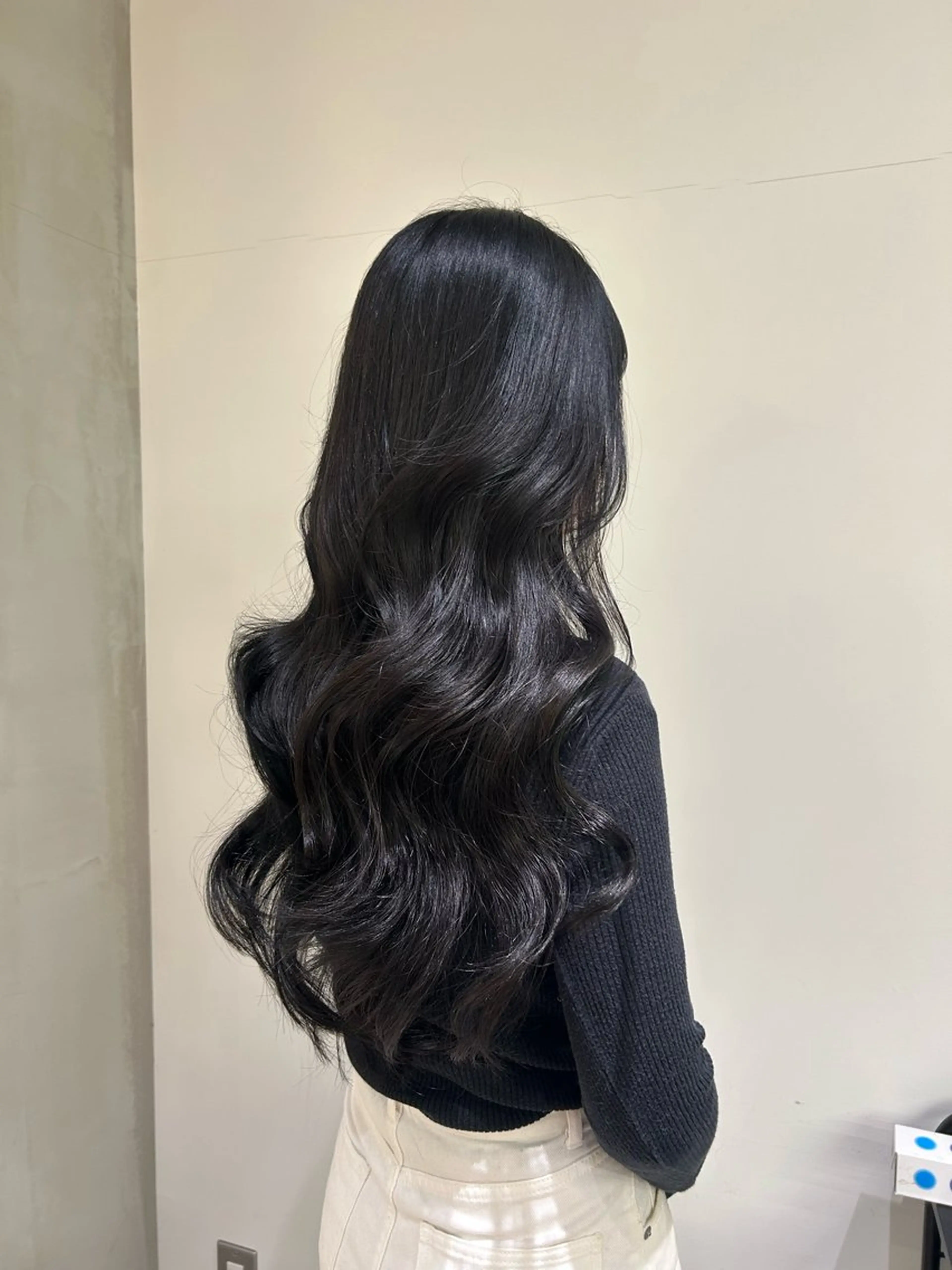 ロング エミリ / オリーブカラーのヘアスタイル