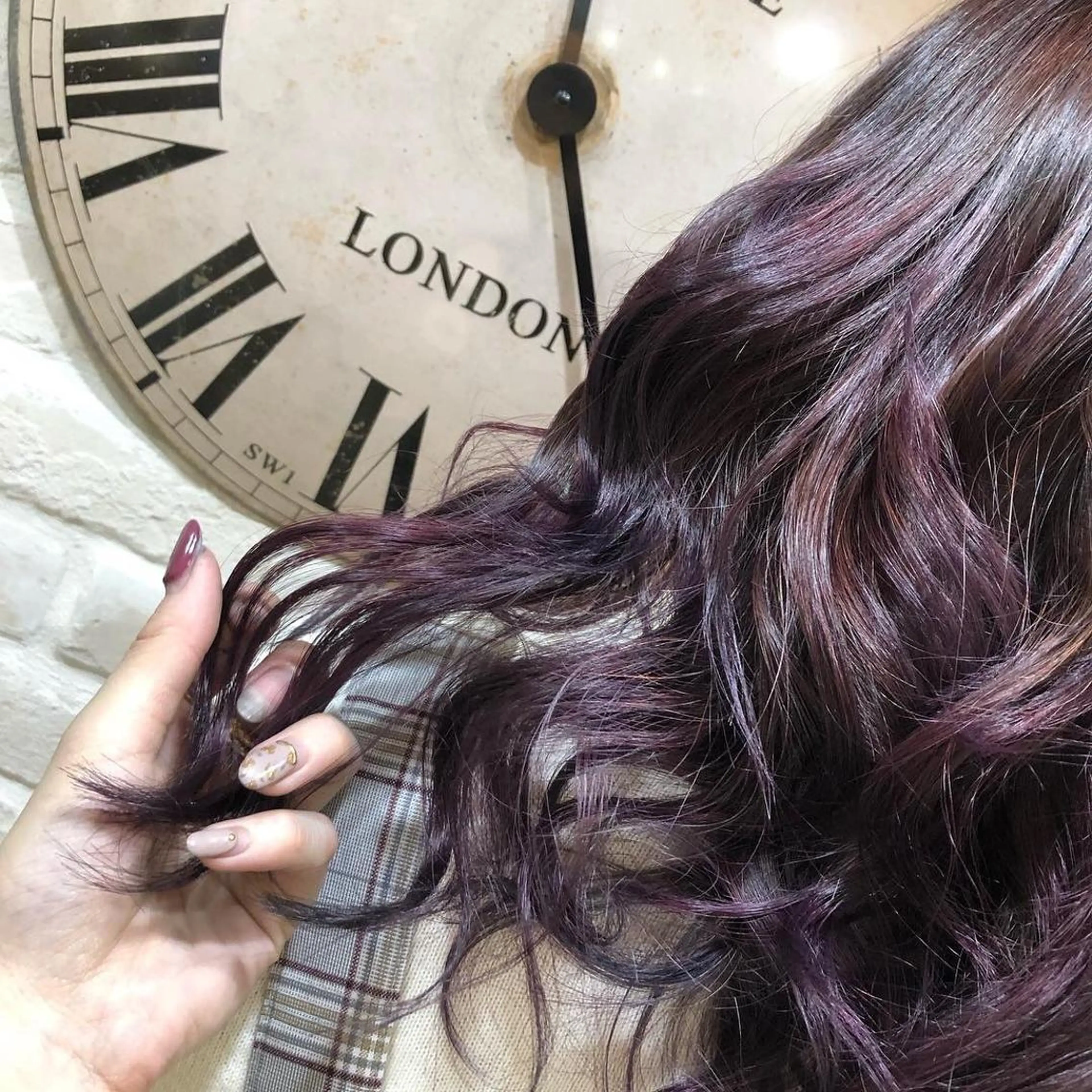 ミディアム カラー グラデーションカラー ラベンダーカラー ラベンダーピンク ピンクカラー カット ヘアカラー トリートメント ヘアセット Aujua ソムリエ 勝又舞夏のヘアスタイル