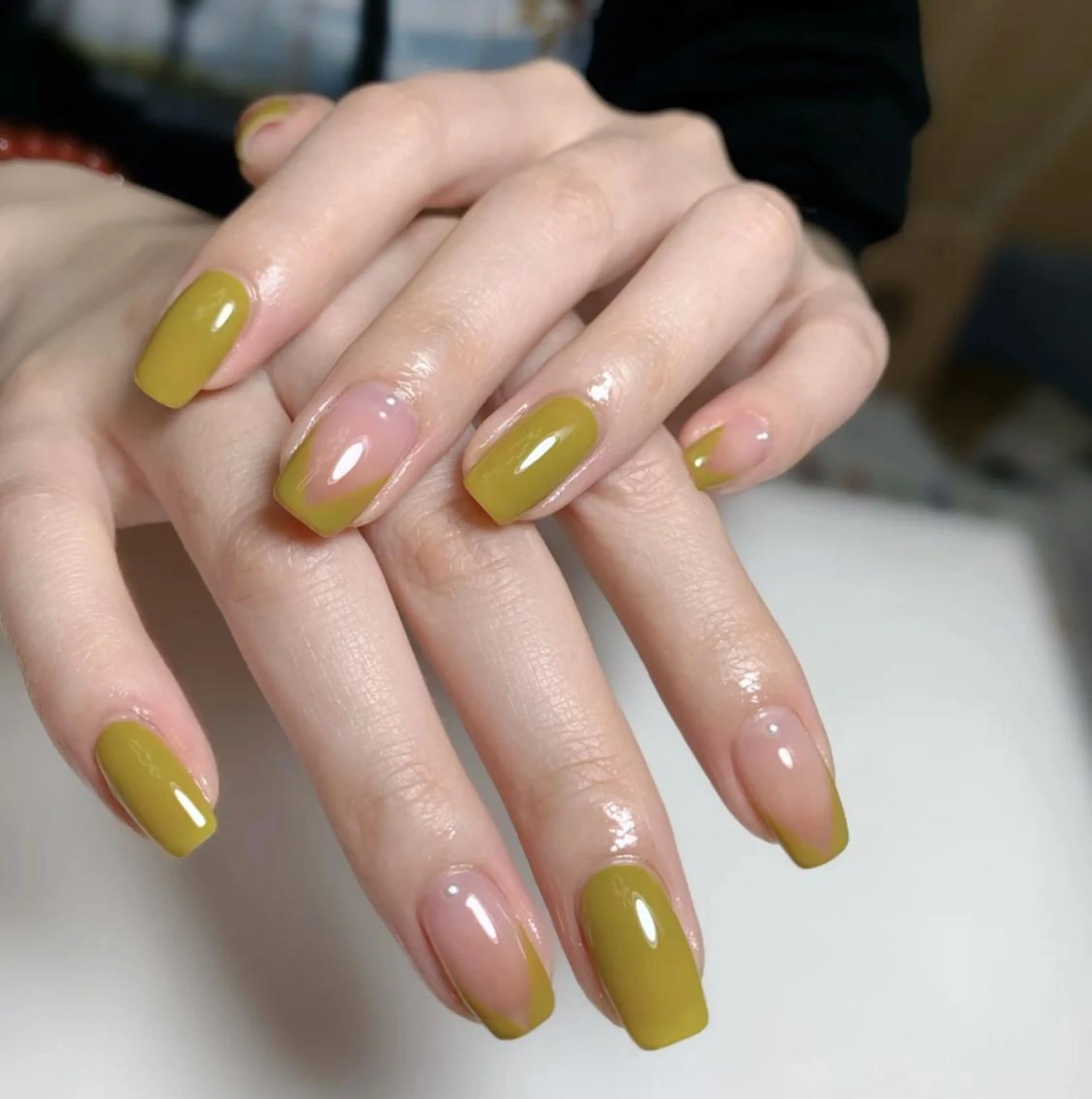 ネイル シンプルネイル Queens PUPUのネイルデザイン