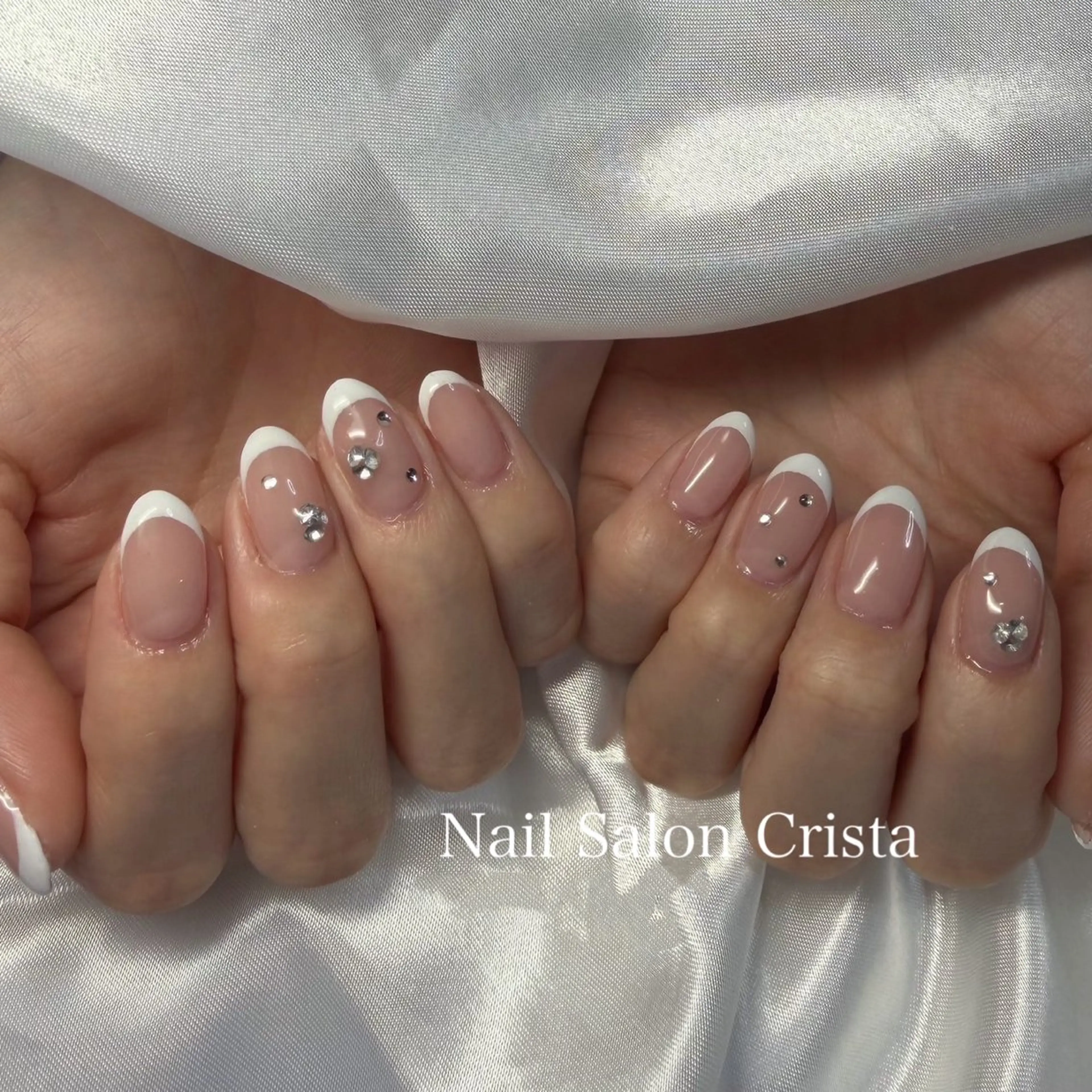 ネイル フレンチネイル ジェルネイル パラジェル ハンドネイル CRISTA所属・CRISTA MOMOのネイルデザイン