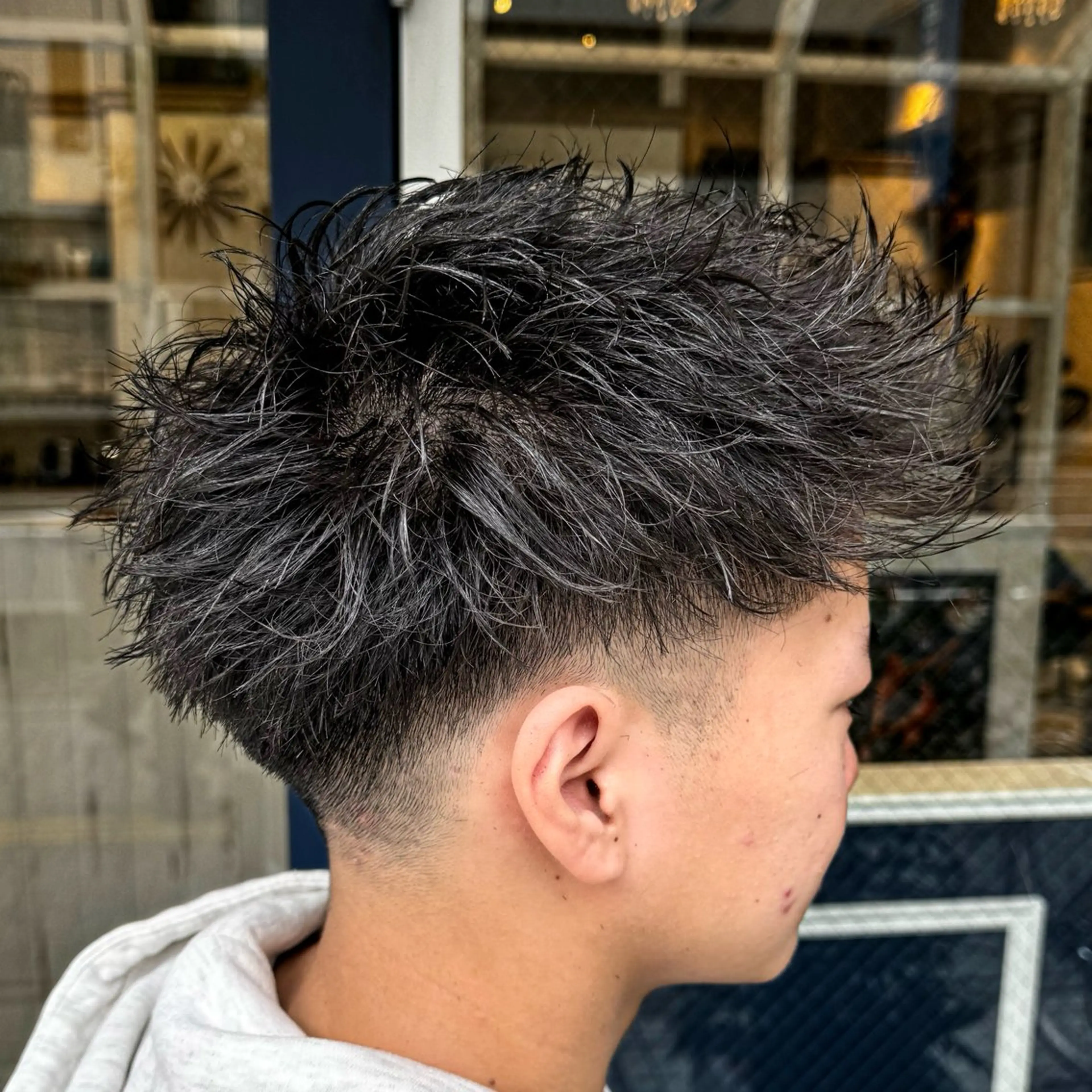 ショート メンズ フェードカット カット 吉田 新平のヘアスタイル