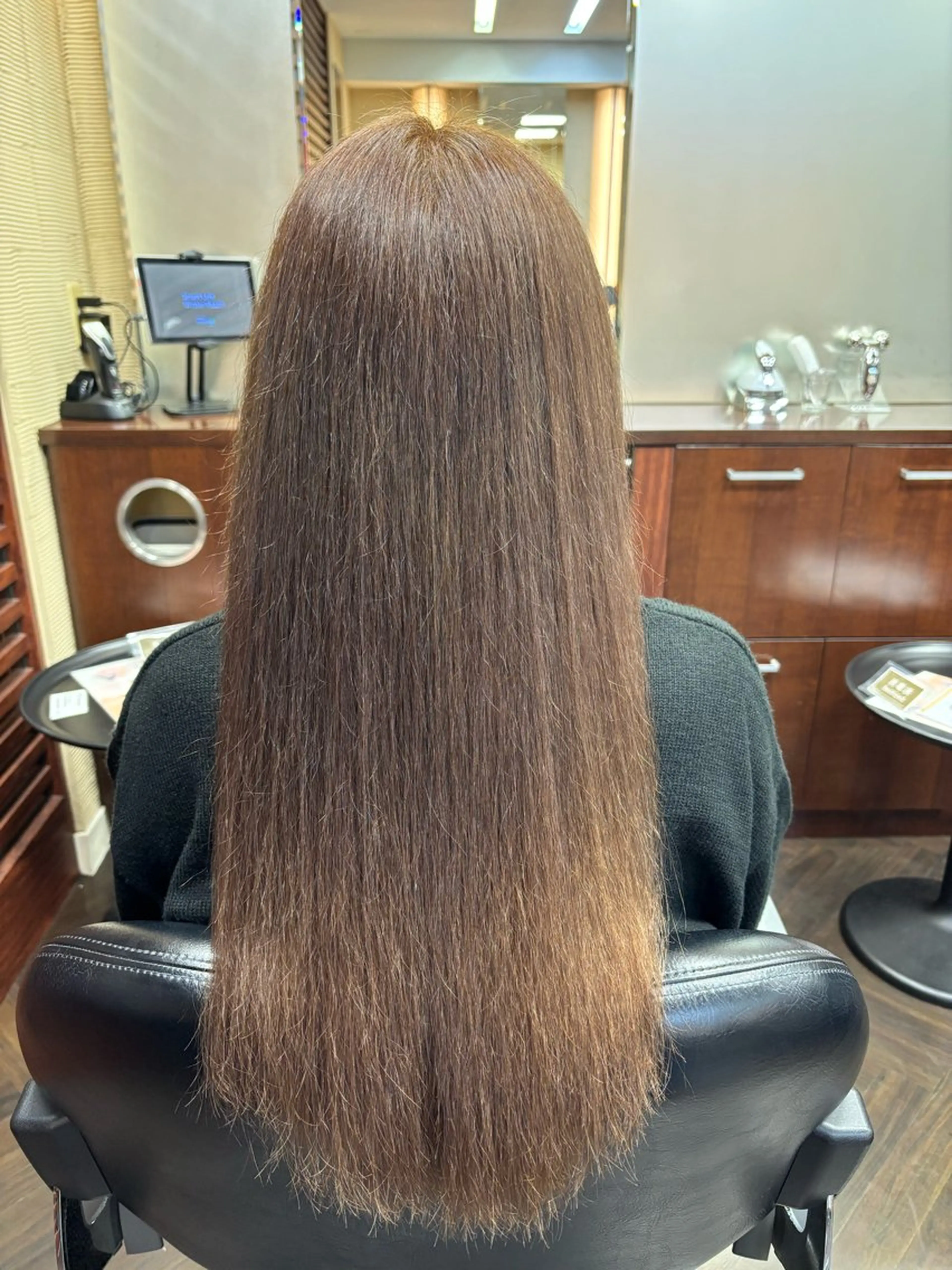 ロング カラー 嶋田 愛羅のヘアスタイル