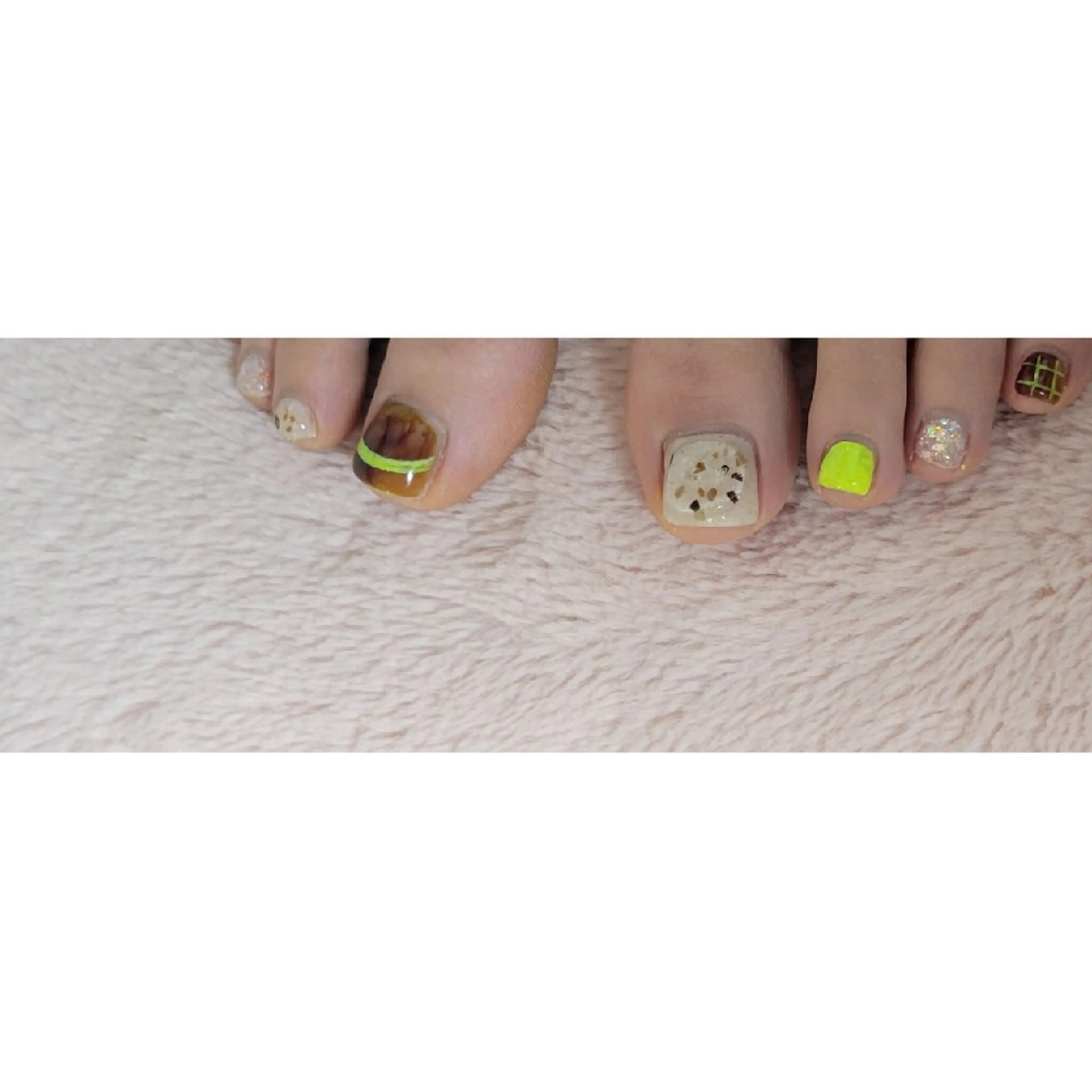 ネイル フットネイル ネイルサロンほっこり kanaのネイルデザイン