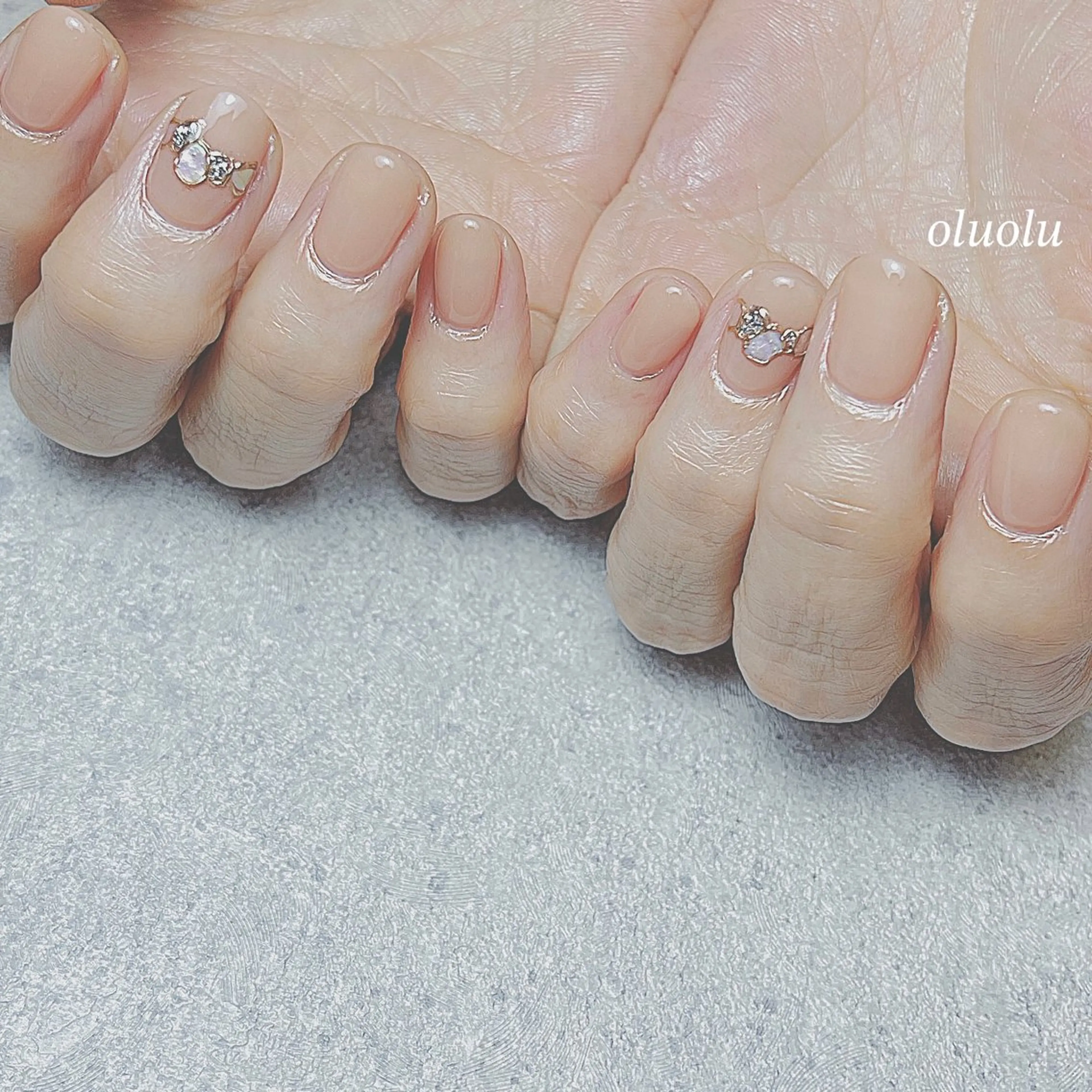 ネイル アートネイル フットネイル ニュアンスネイル オフィスネイル ショートネイル ハンドネイル 大村 紬華のネイルデザイン