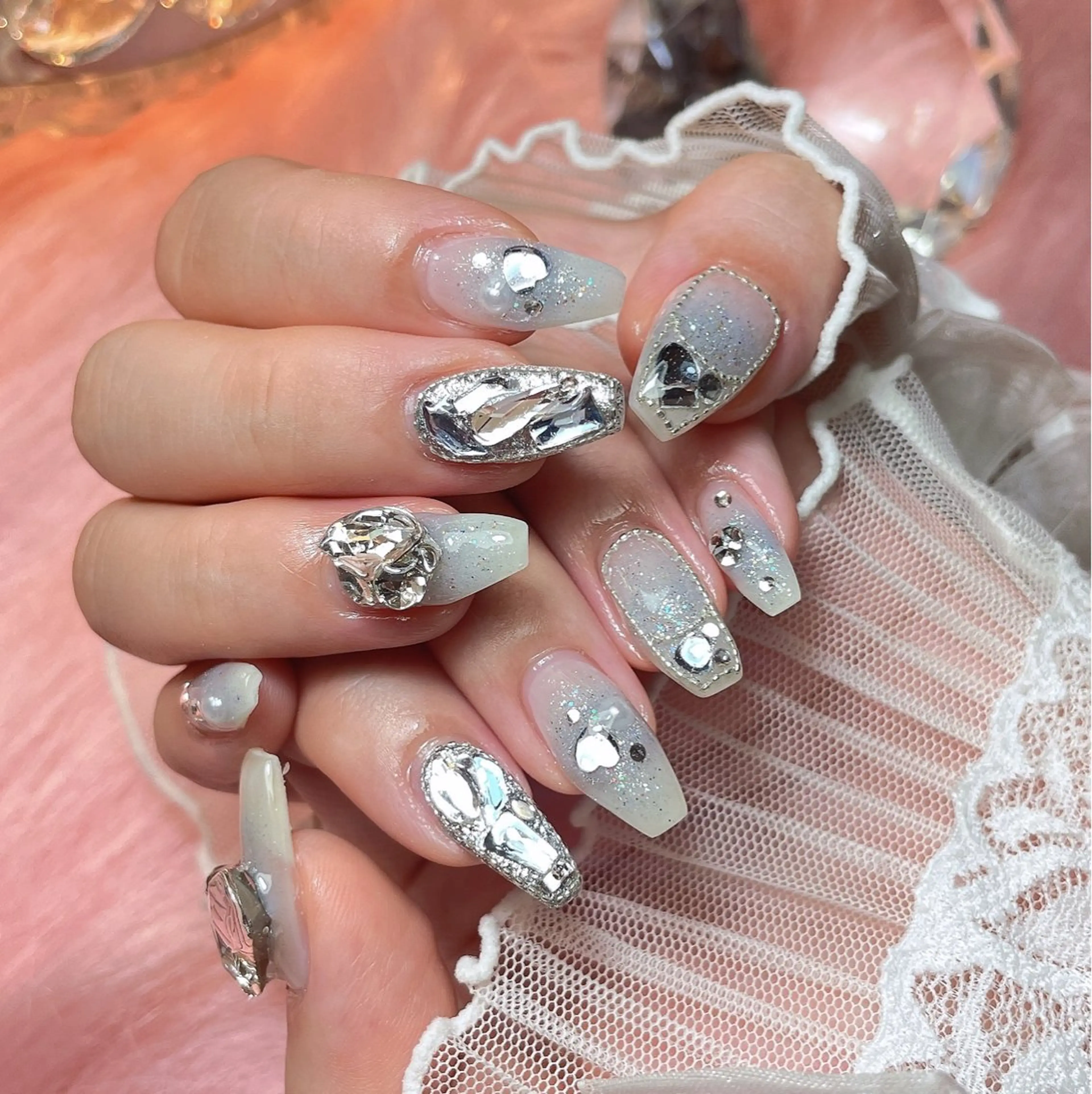 ネイル 23時まで❤︎韓国、 ワンホンネイルのネイルデザイン