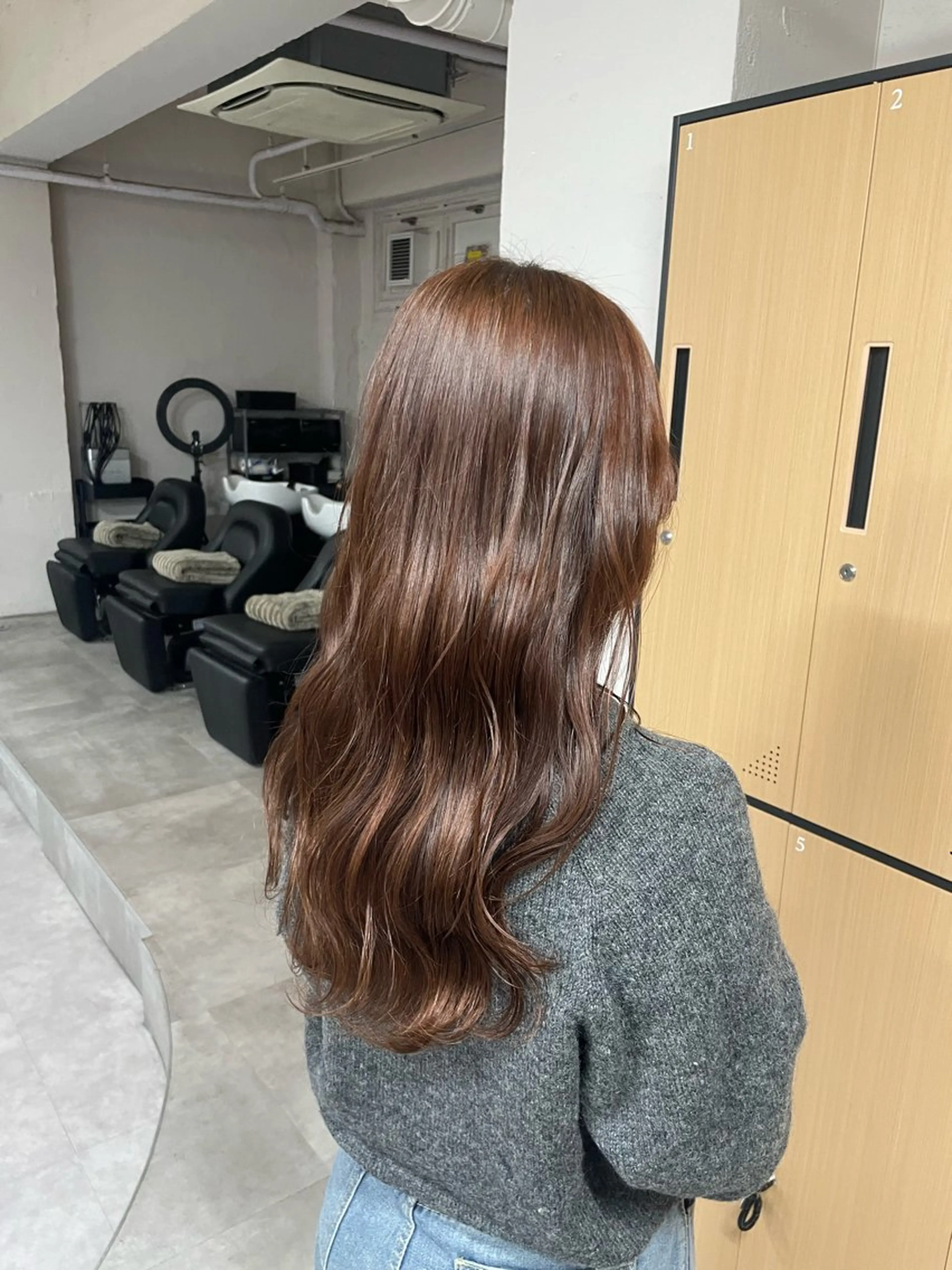 ロング カット ヘアカラー tokute 中野真咲🐺のヘアスタイル