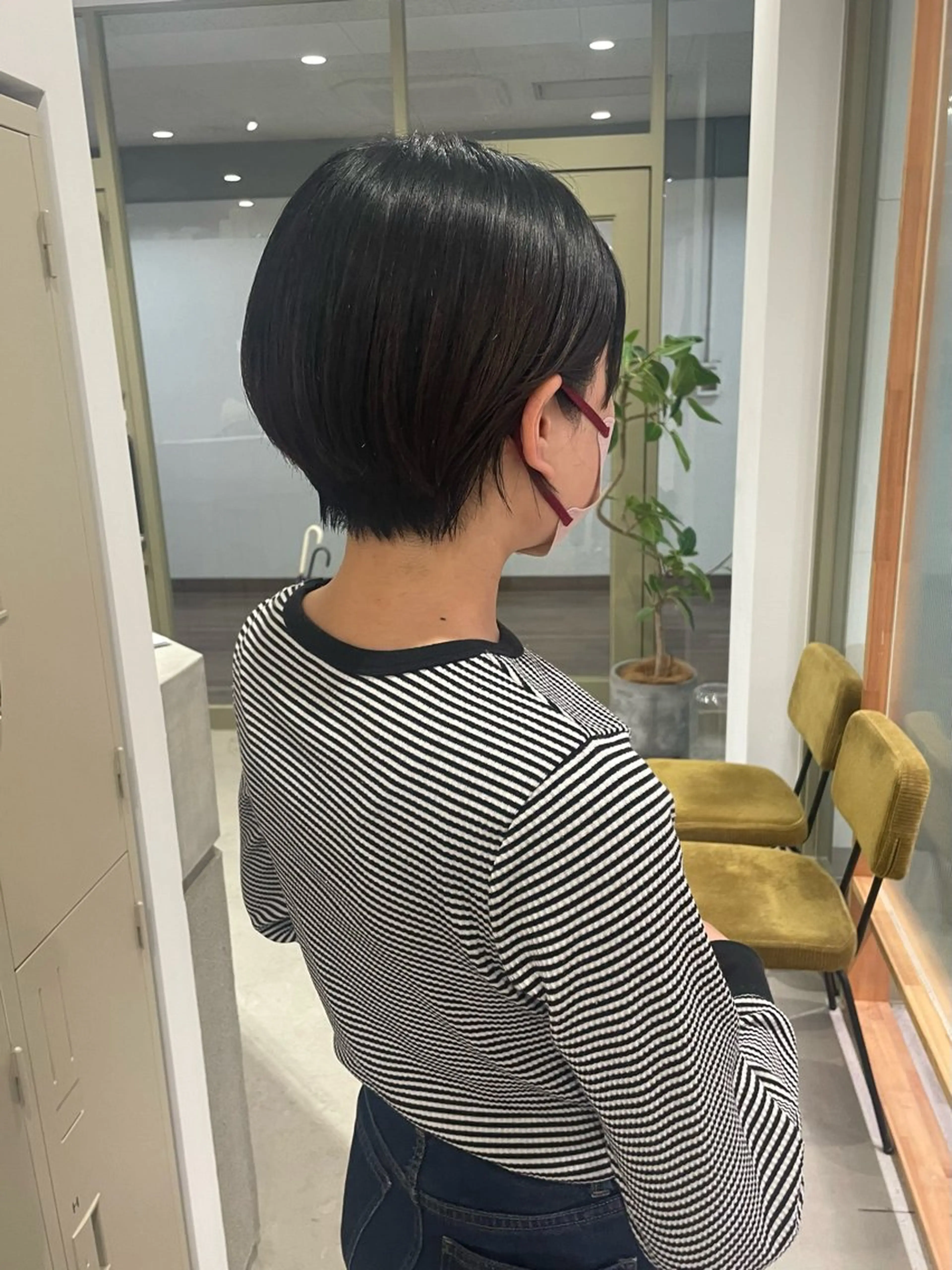 ショート カットパーマモデル 山中 遥のヘアスタイル