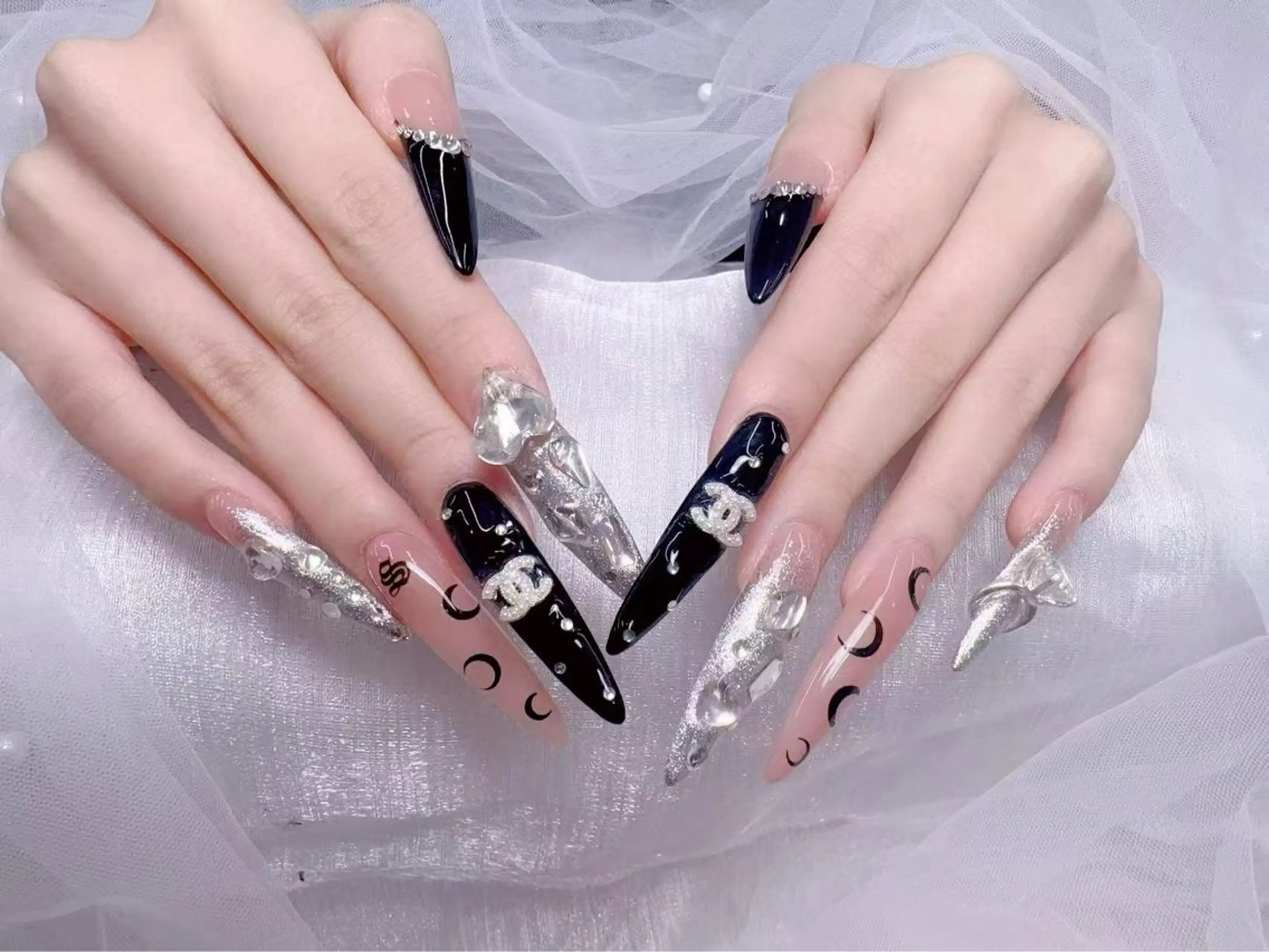 ネイル チョウ チョウのネイルデザイン