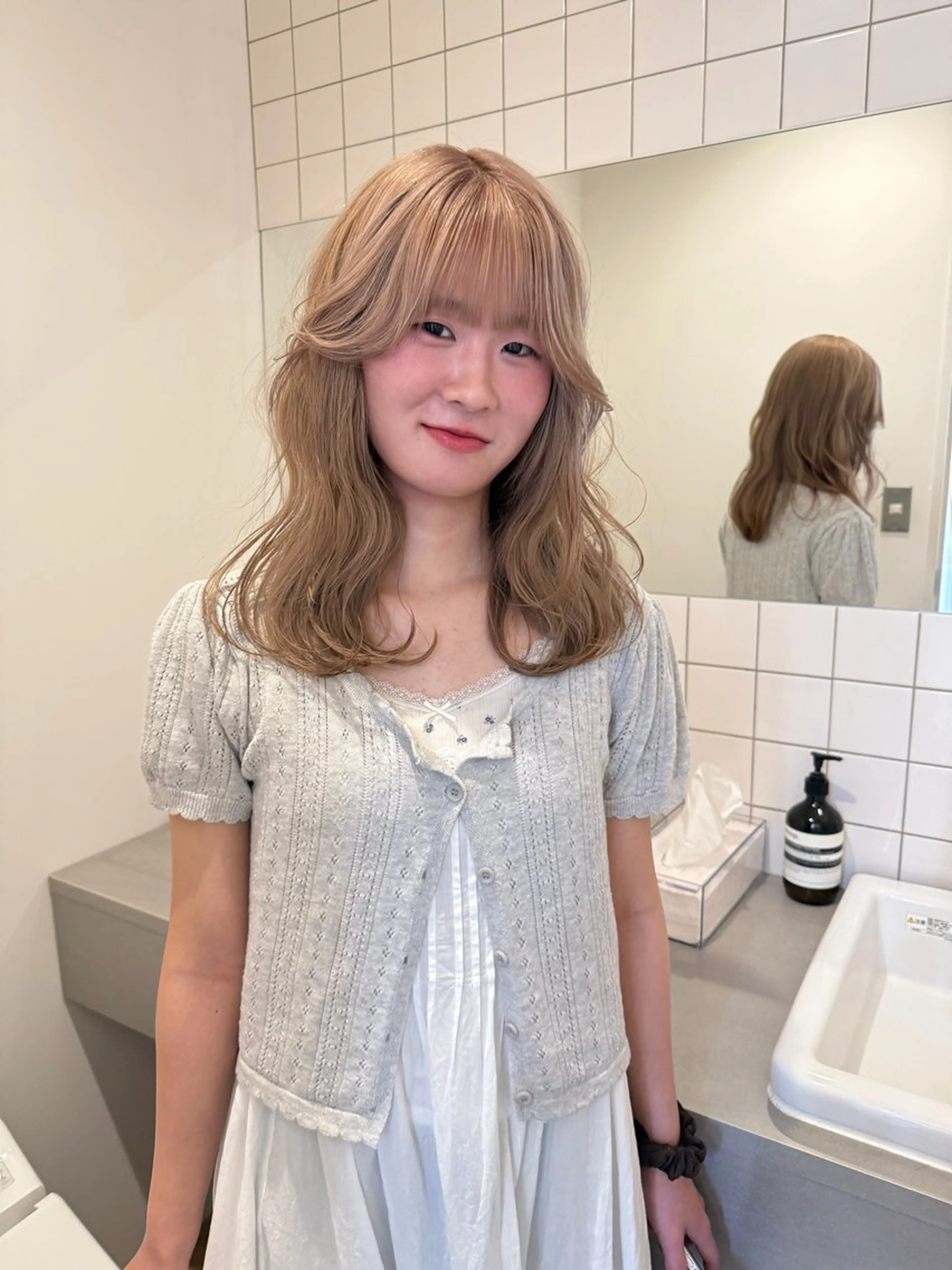 セミロング カット ヘアカラー 舟橋耀/ブリーチカラ ー/レイヤーカットのヘアスタイル