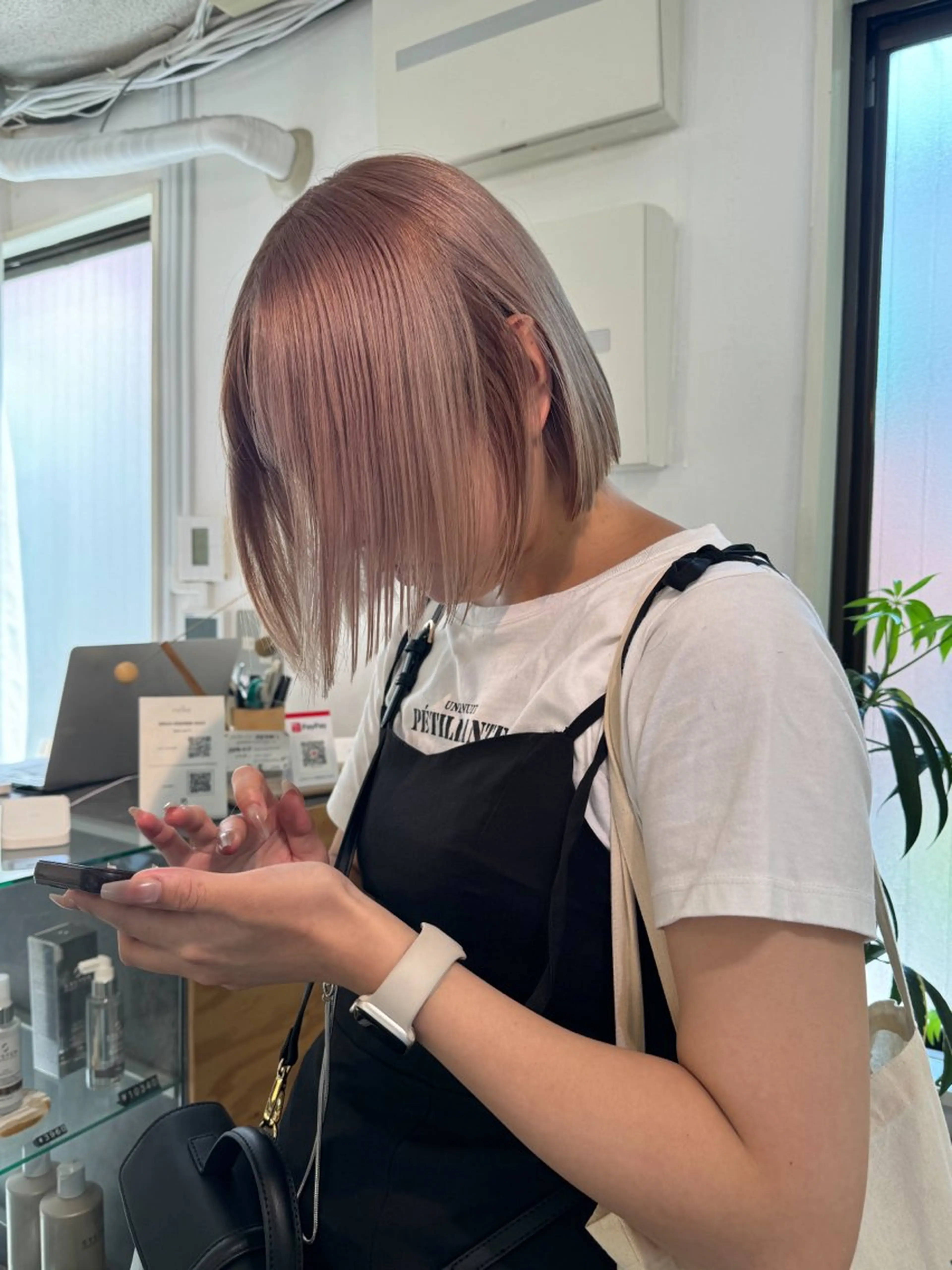 ショート ヘアカラー トリートメント LUCCI所属・udaハイトーン /ボブ/レイヤーのヘアスタイル