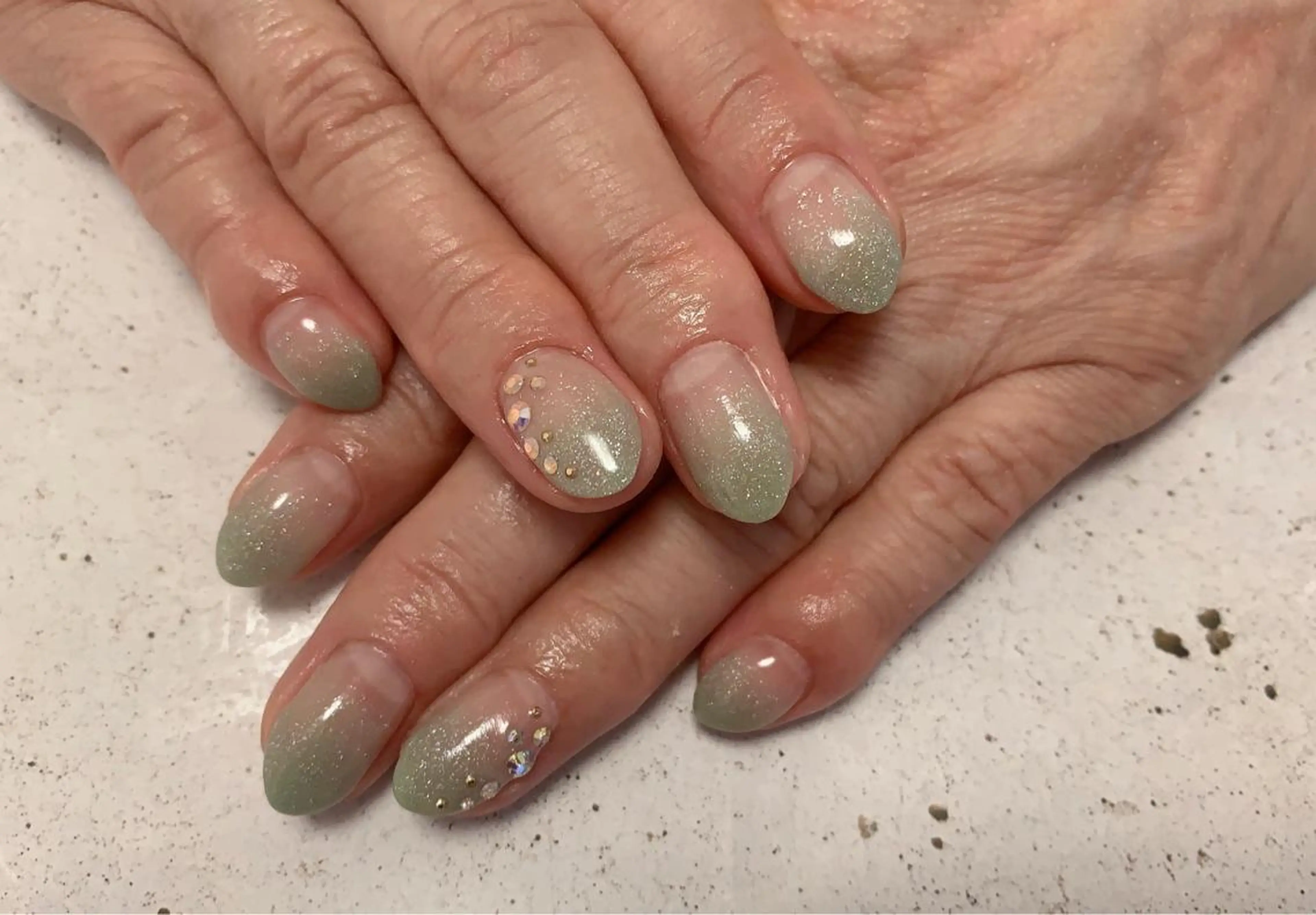 ネイル nico.nico.mark NAIL所属・小林 梓のエステ・リラクイメージ