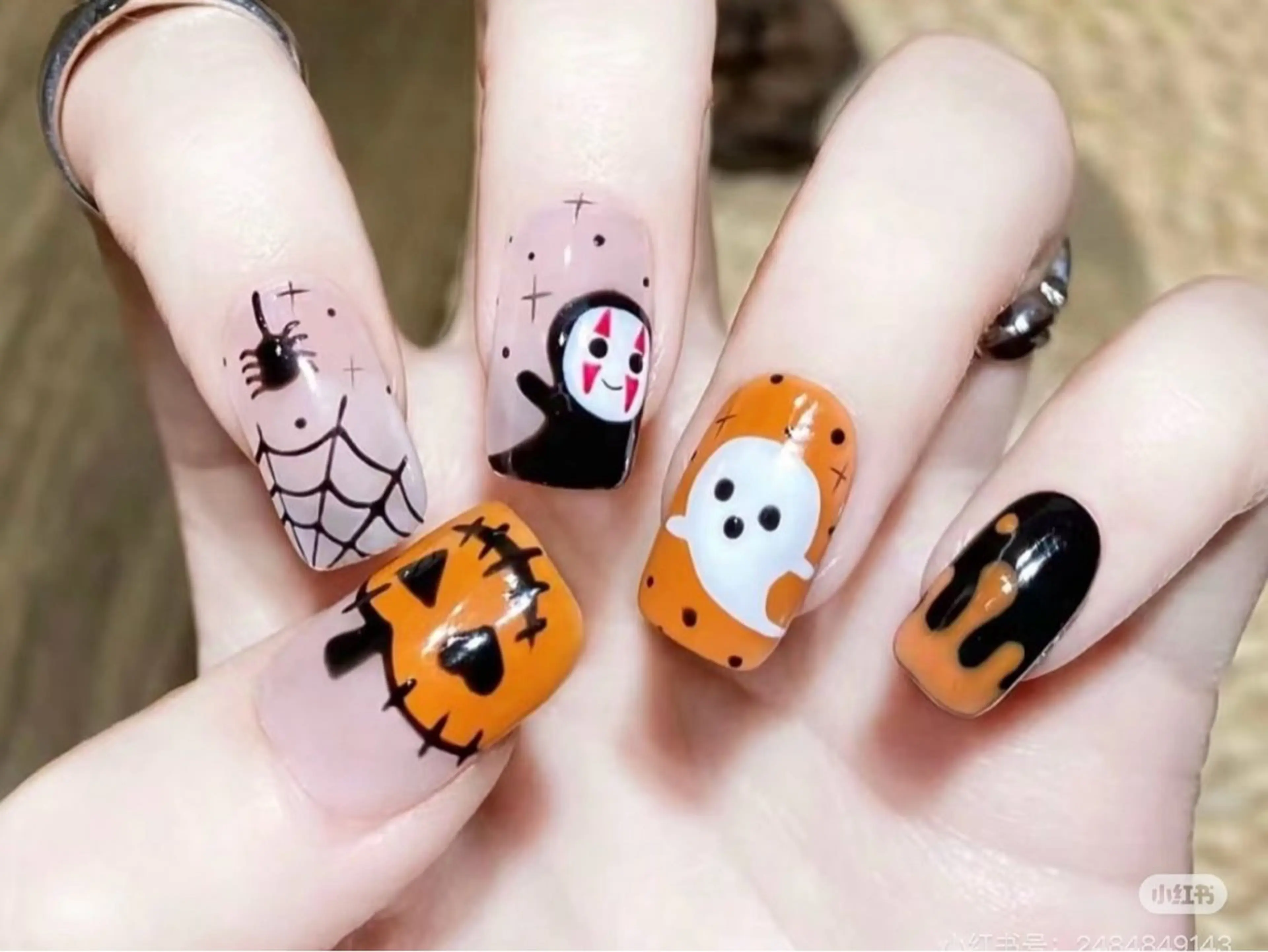 ネイル アートネイル チークネイル 長さ出し フットネイル ジェルネイル ハンドネイル ハンドケア ラッキーネイルサロン 西川口東口店のネイルデザイン