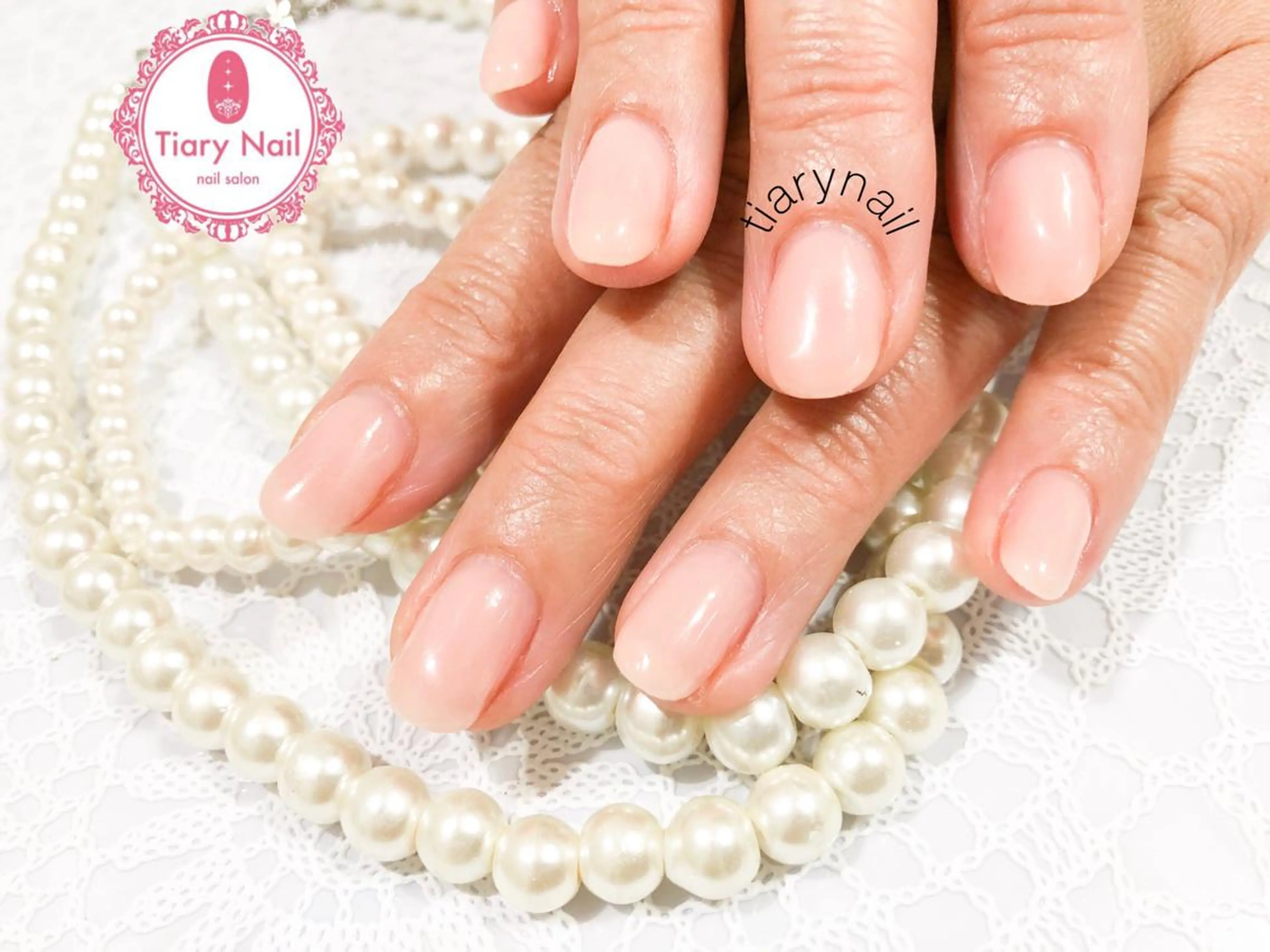 ネイル tiarynail K Kのネイルデザイン