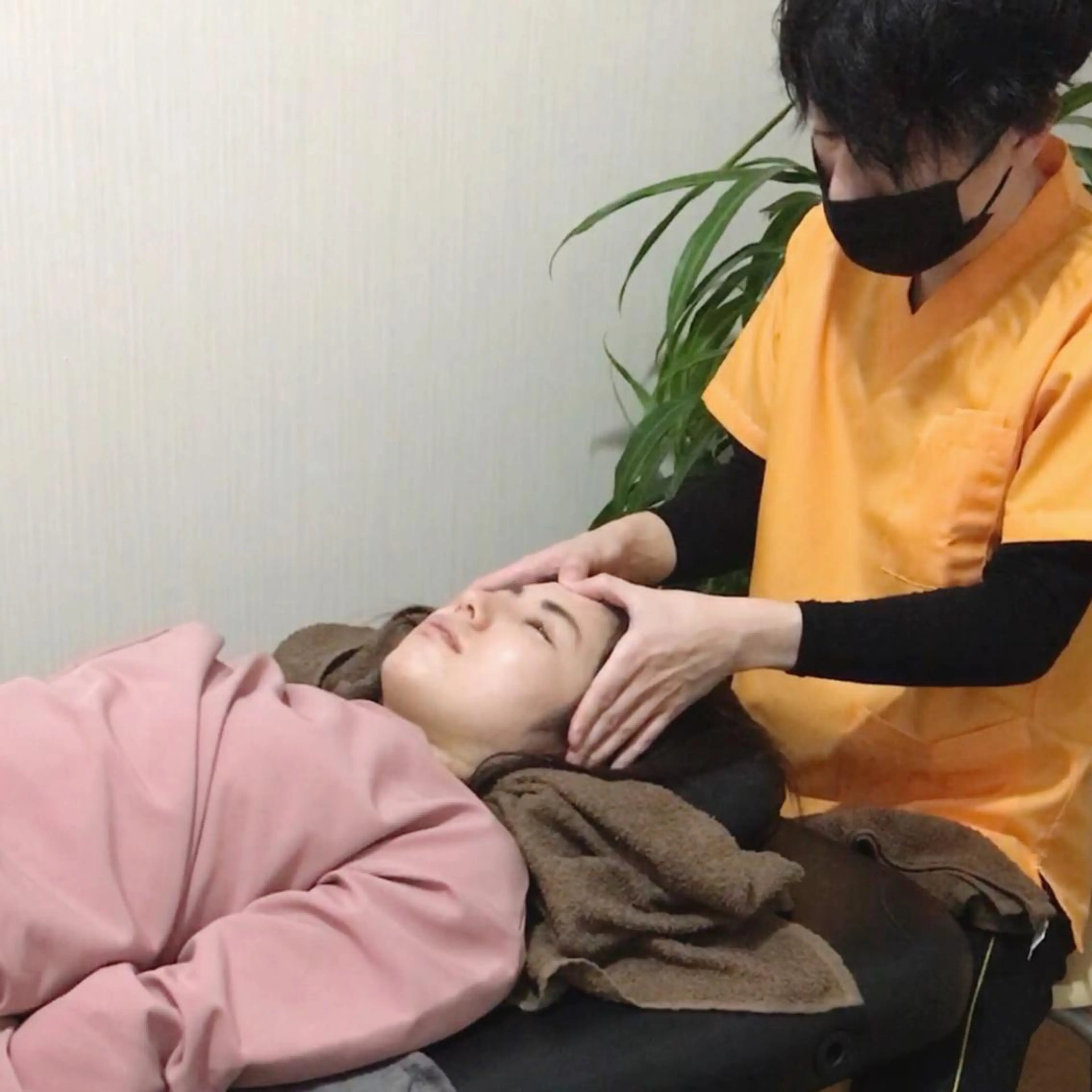 顔の歪み矯正専門 宮内翔のエステ・リラクイメージ