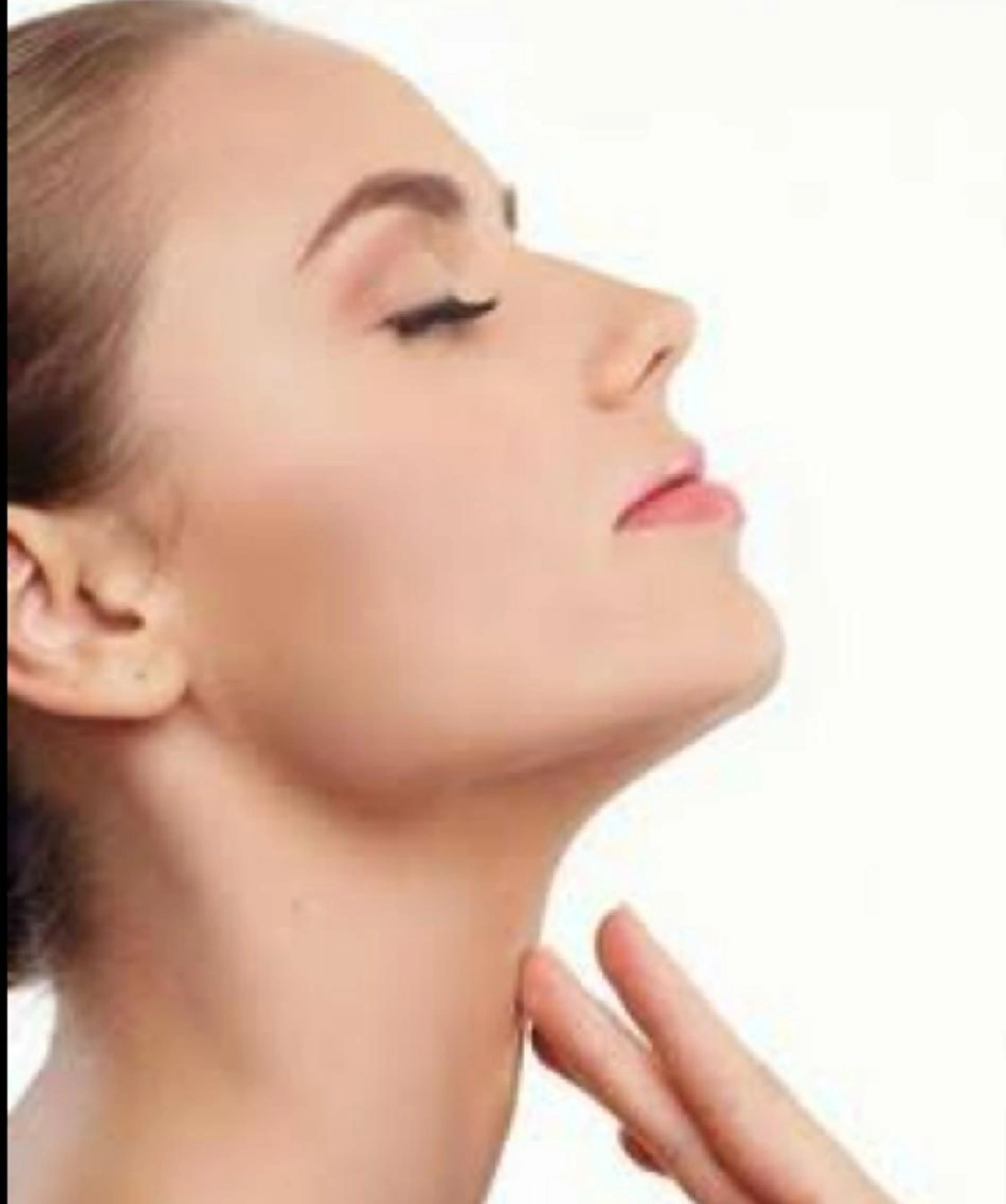 美白コース(イオン導入+デコルテマッサージ+フェイシャルマッサージ+パック)の写真