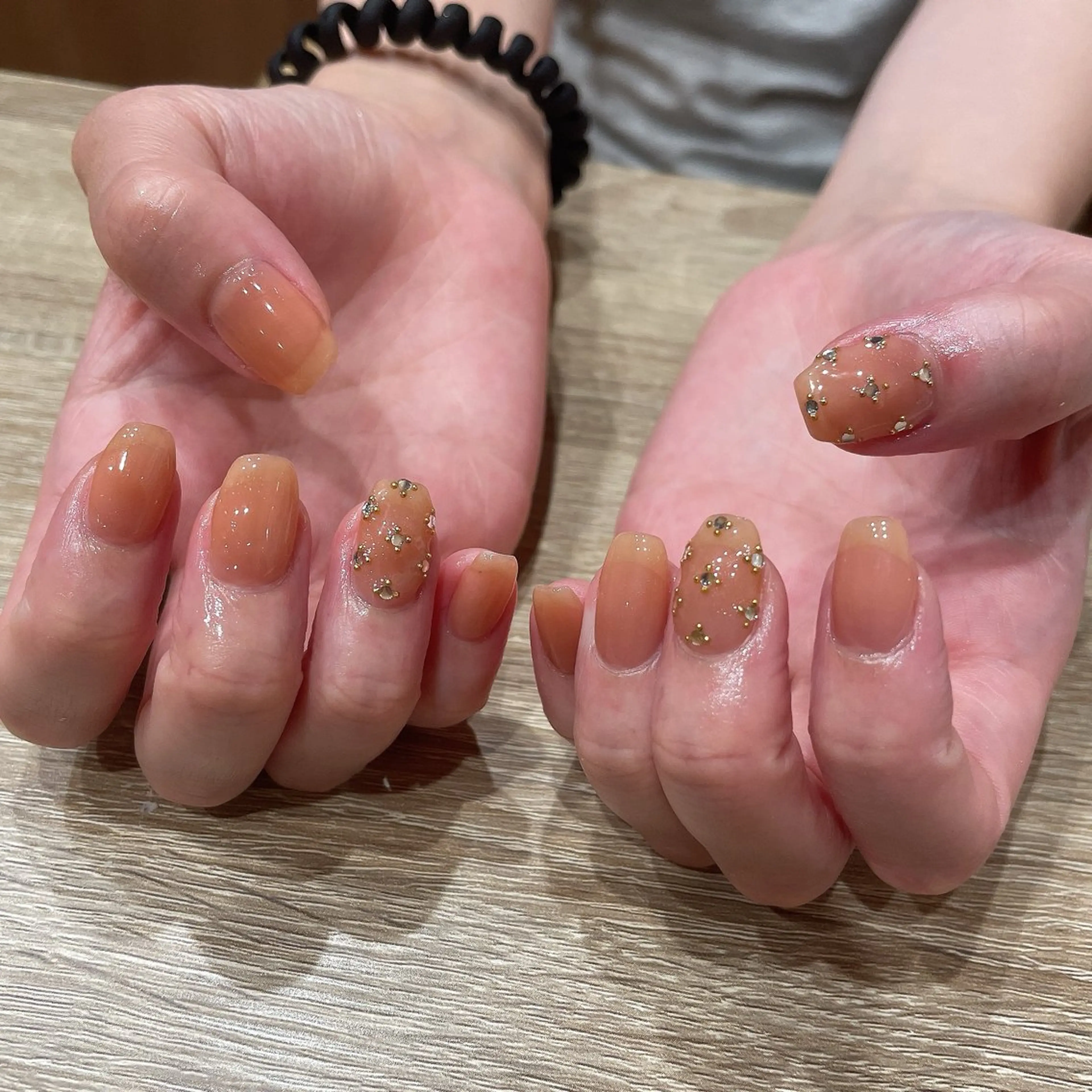 ネイル ストーンネイル ハンドネイル liberté所属・liberté🫧 新小岩のネイルデザイン