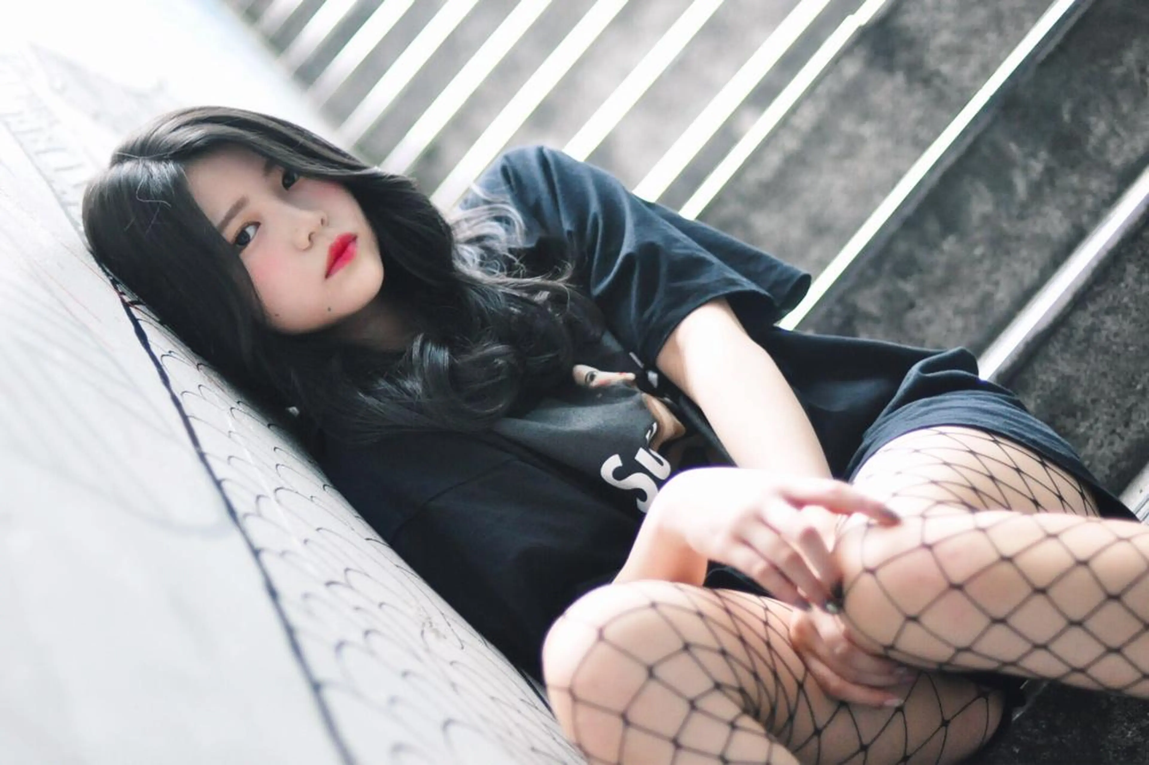 セミロング カラー パーマ ヘアアレンジ アッシュ ダークグレー 野口 秀人 🦋髪質改善🫧のヘアスタイル