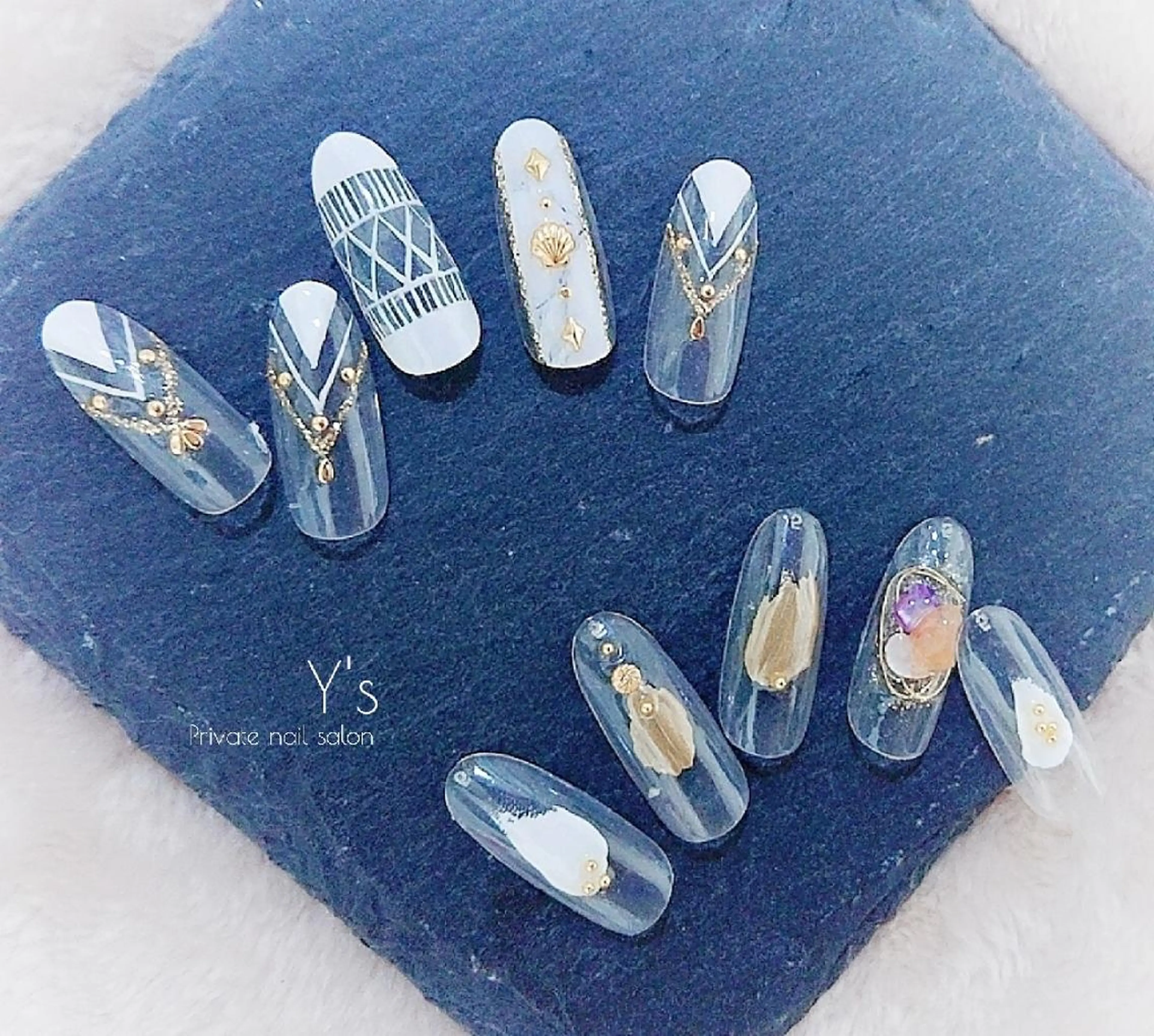 ネイル YUMI NAGAI  のネイルデザイン