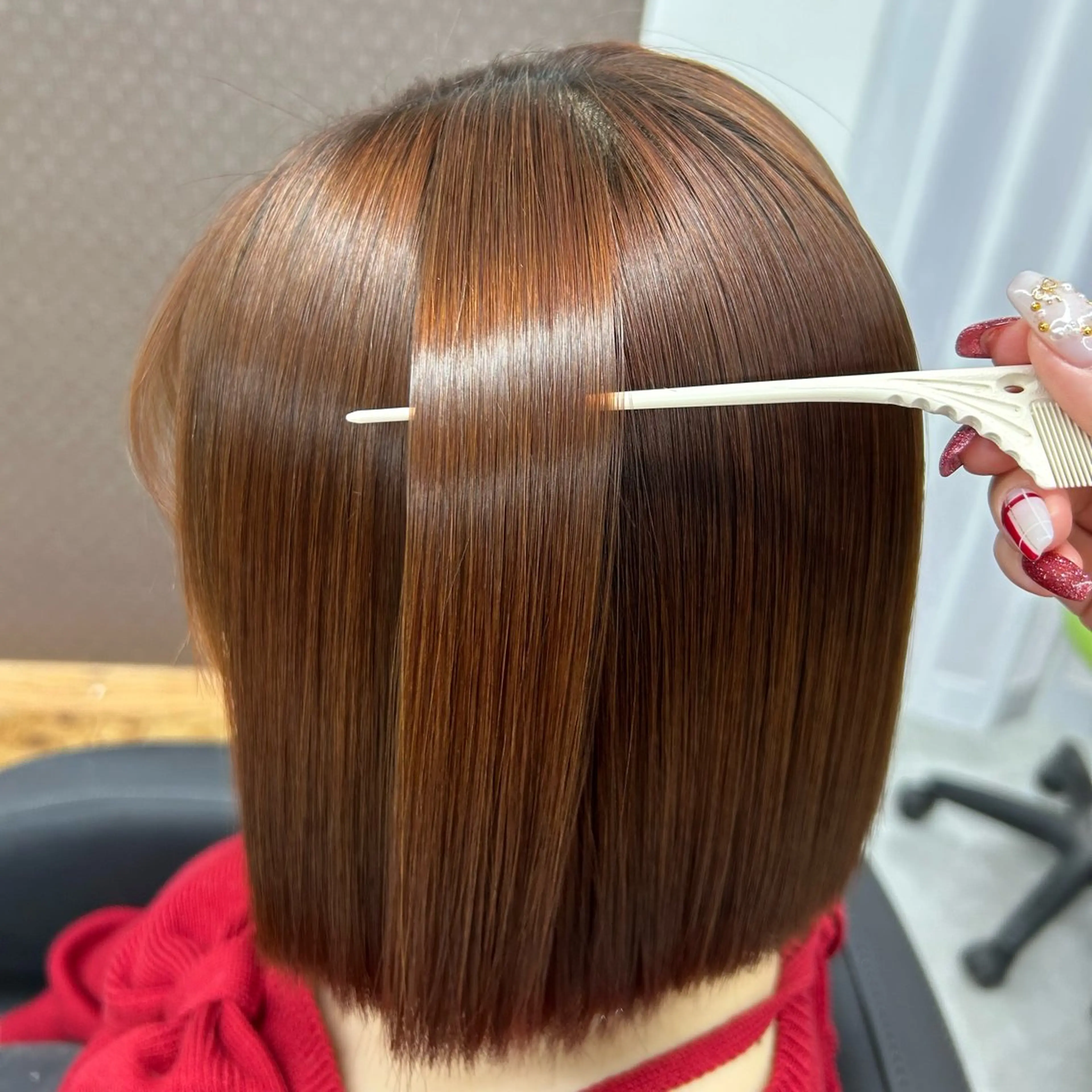 ミディアム 髪質改善 縮毛矯正 縮毛矯正 welring所属・Aoba 🫧艶ハイトーン🫧のヘアスタイル