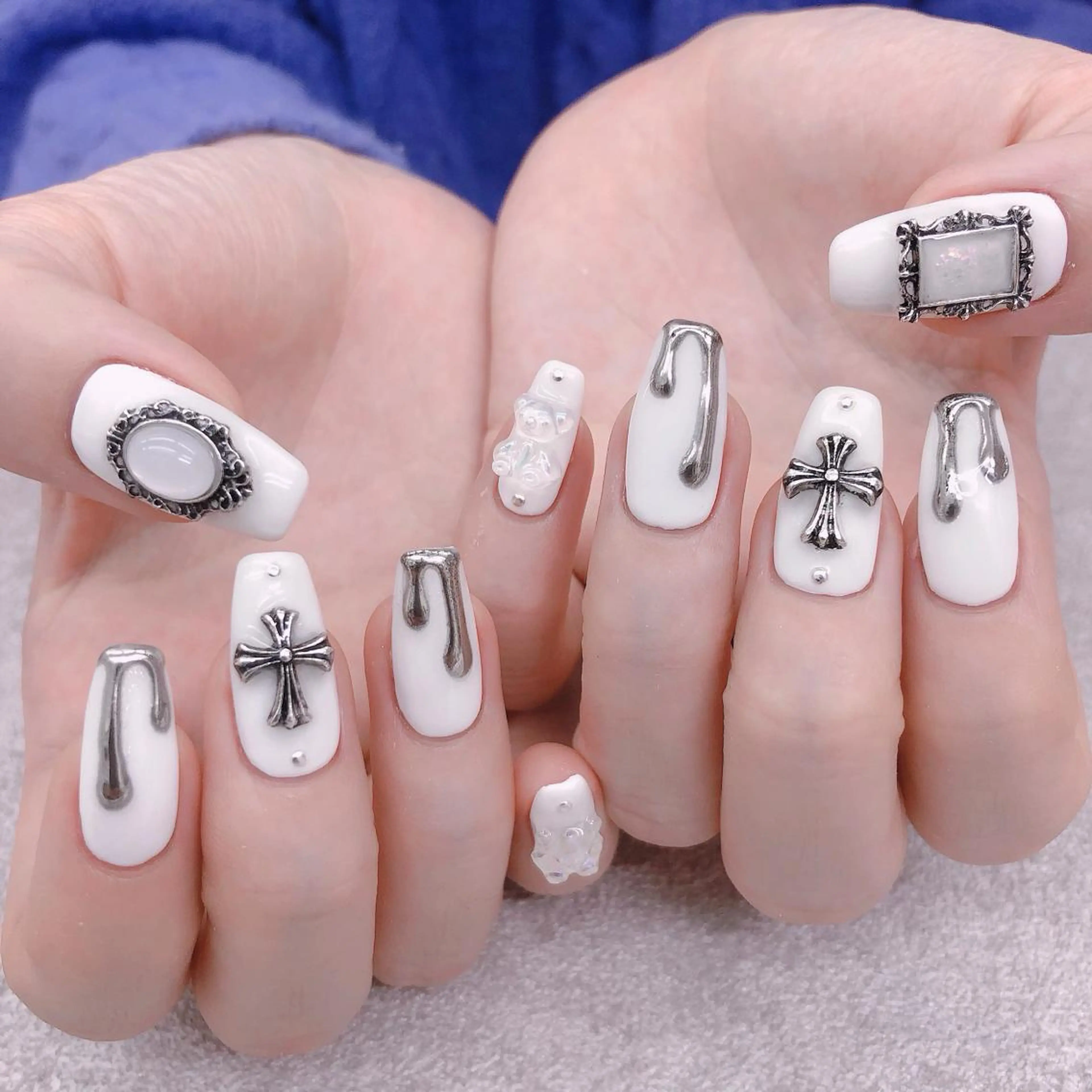 ネイル ハンドネイル フットネイル ナナイチゼロ I.Naoのネイルデザイン