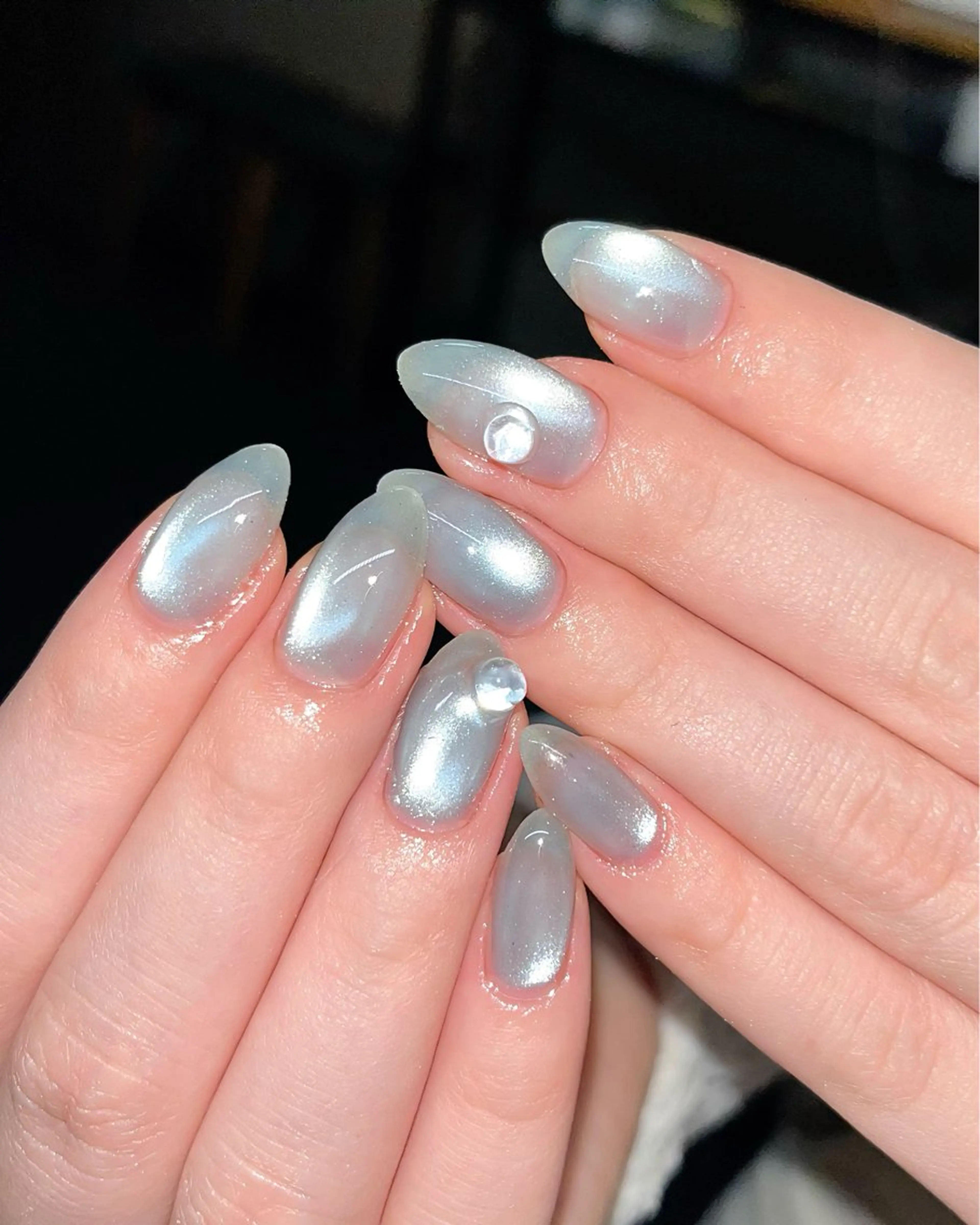 ネイル フラッシュネイル 水色 マグネットネイル ミラーネイル ネイビー ハンドネイル ハンドケア 🫧OPELIA NAIL渋谷🫧のネイルデザイン