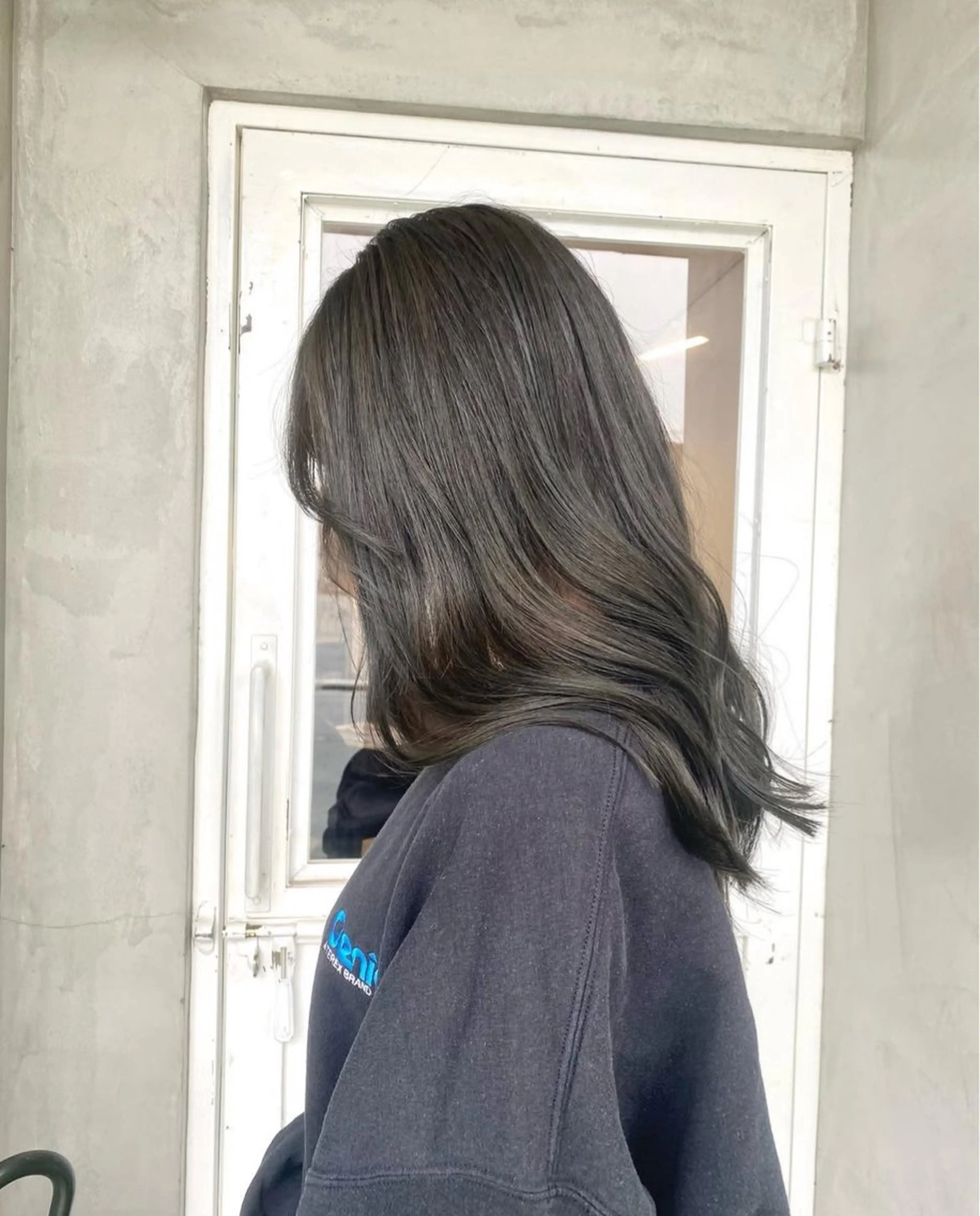 ロング カラー Rune清水所属・Rune シュトウダイチのヘアスタイル