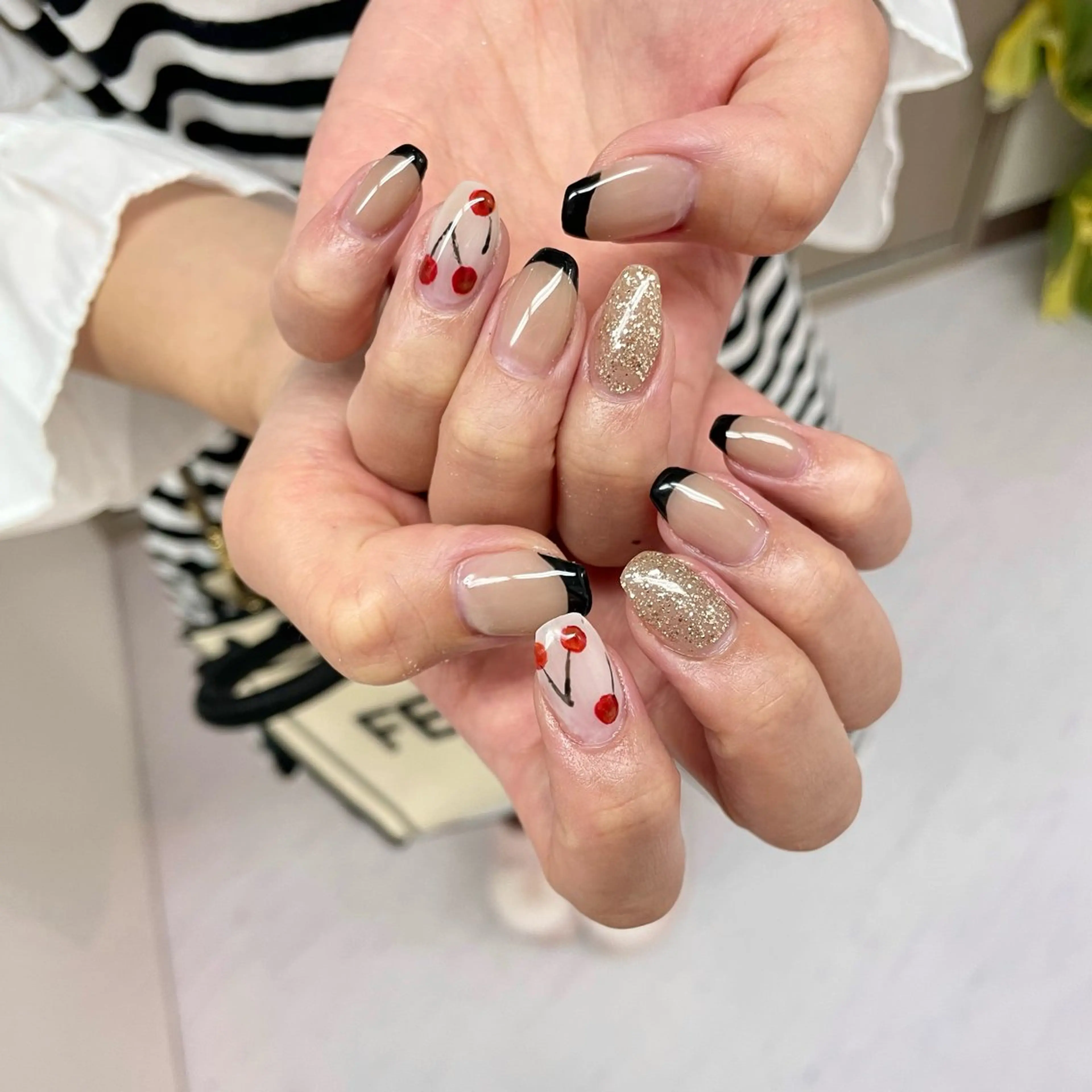 ネイル ハンドネイル 大阪福島 韓国まつげ Sayaka🤍🐩のマツエク・マツパデザイン