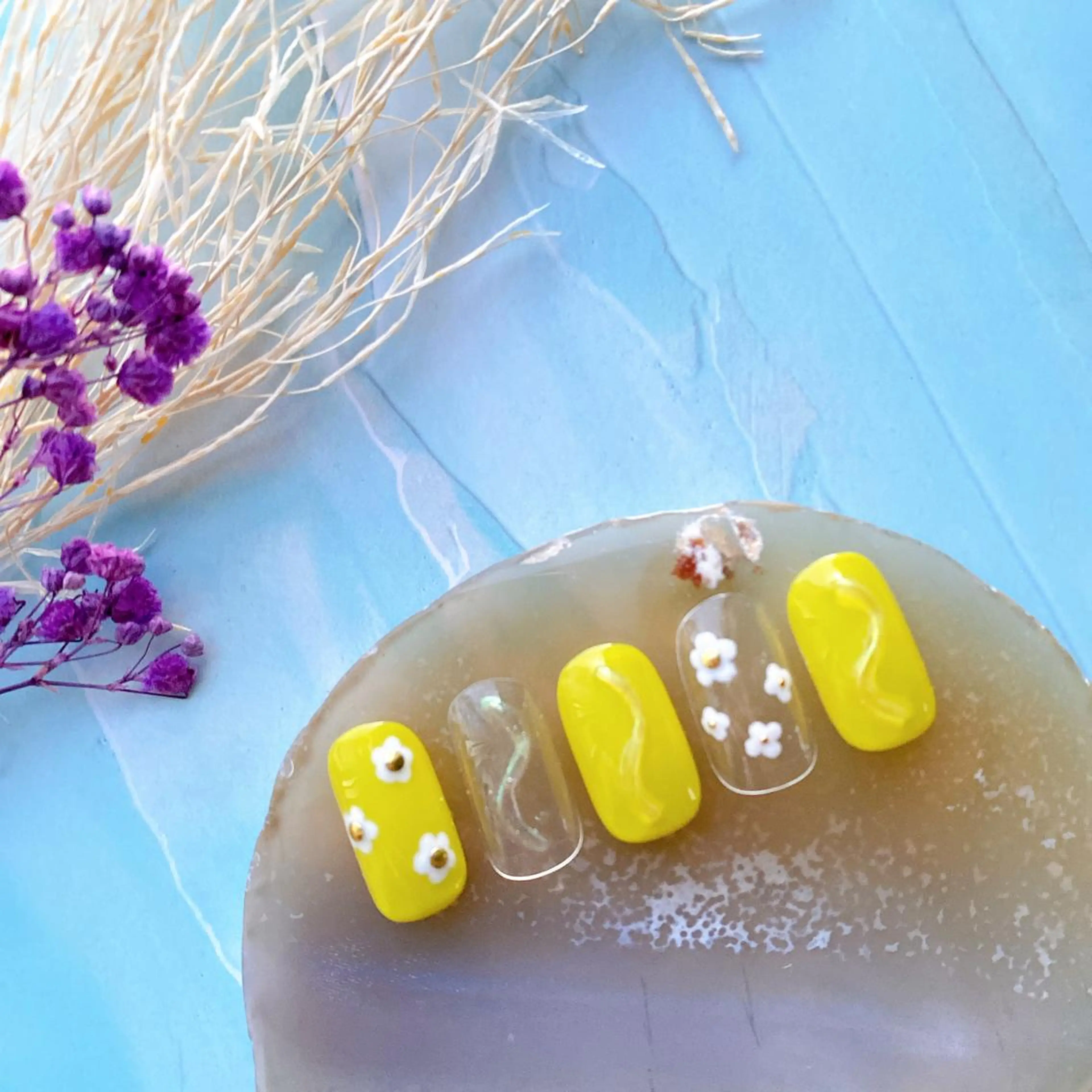 ネイル マツエク・マツパ カラーマツエク マグネットネイル ニュアンスネイル オレンジ ピスタチオネイル nailist SAYAのネイルデザイン