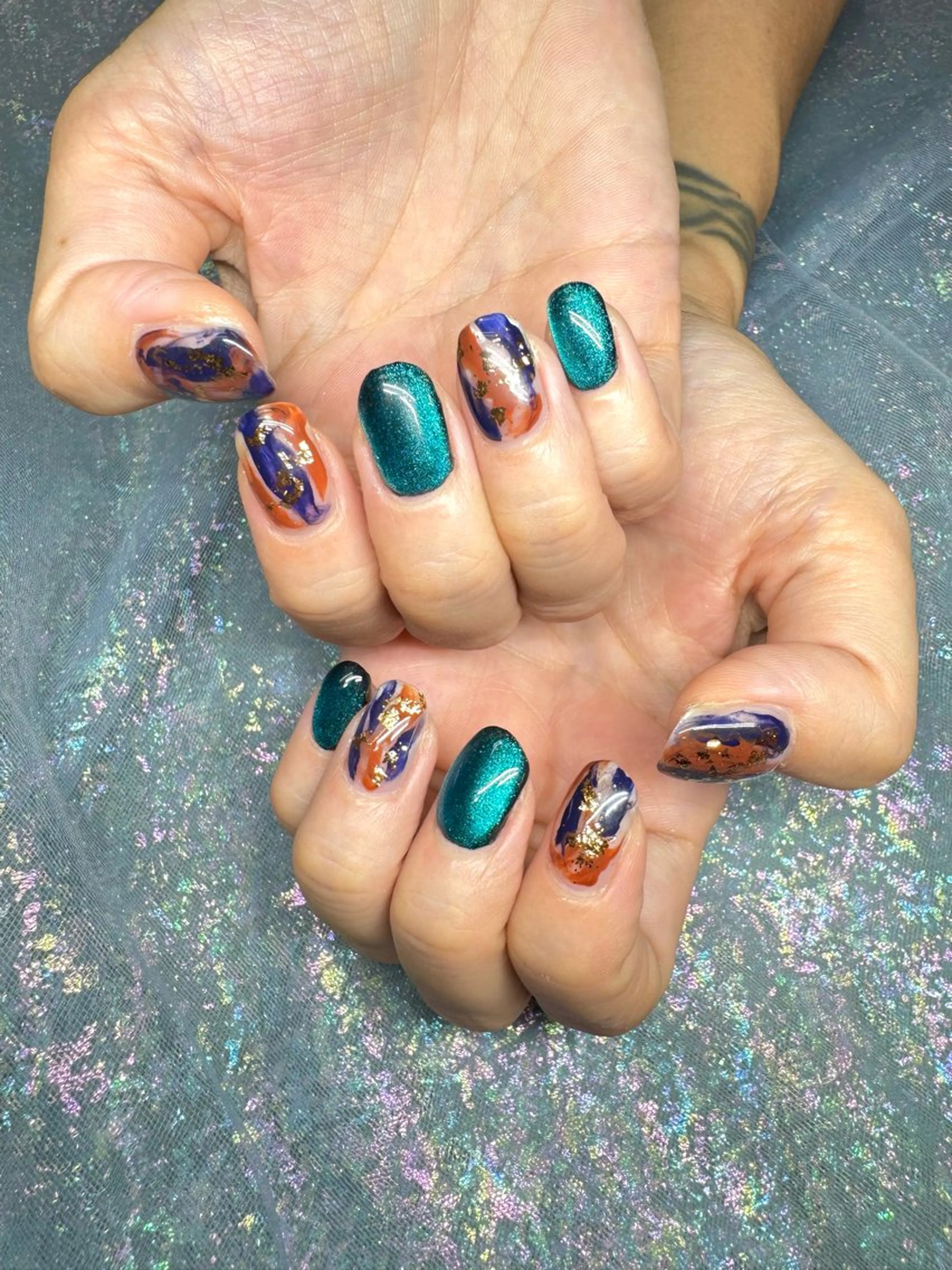 ネイル マグネットネイル ニュアンスネイル ハンドネイル nail spaß所属・WAKALU .のネイルデザイン