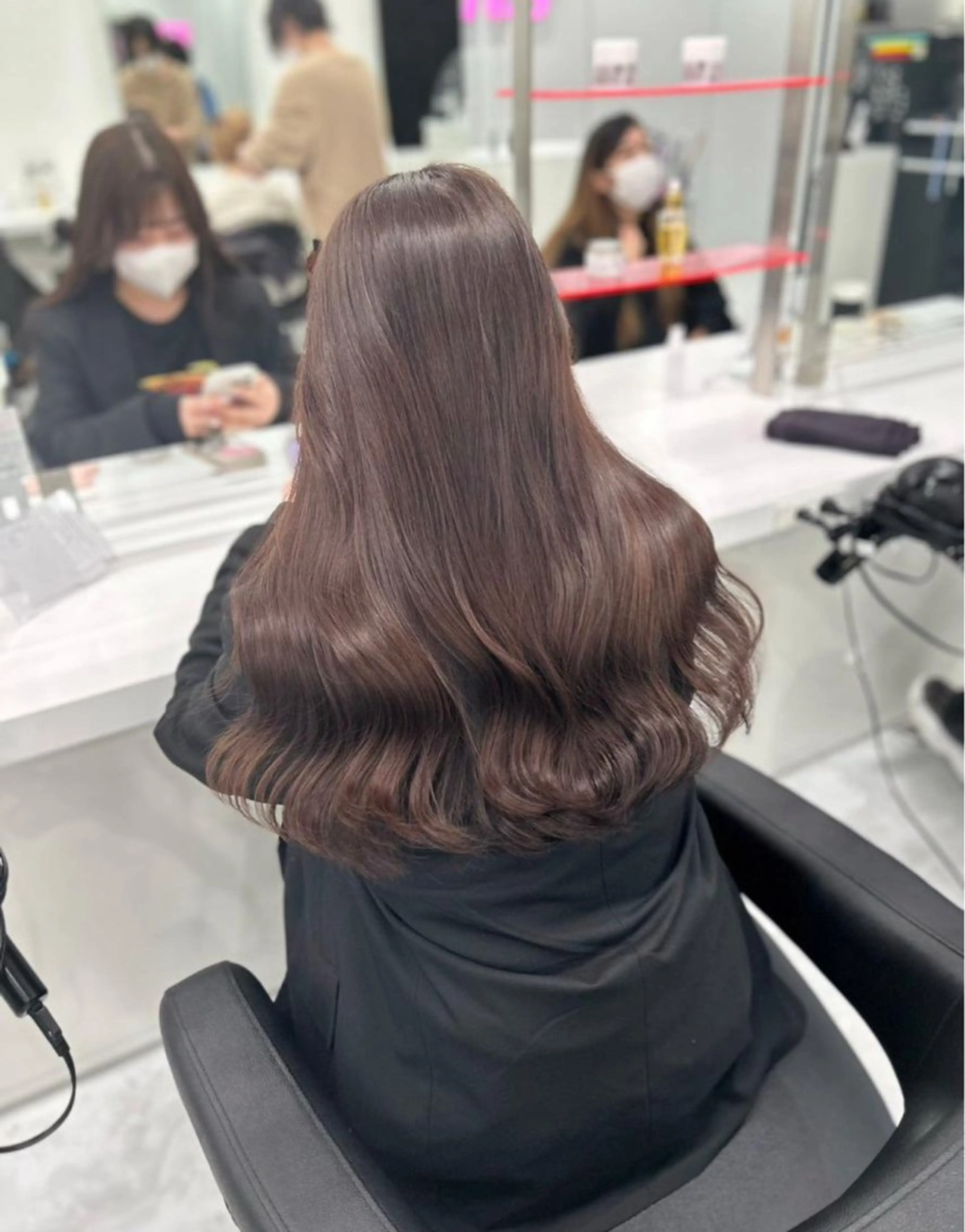 ロング カット ヘアカラー トリートメント ヘッドスパ ヘアセット 韓国ヘア/ブリーチ無 しWカラー/オリーブのヘアスタイル