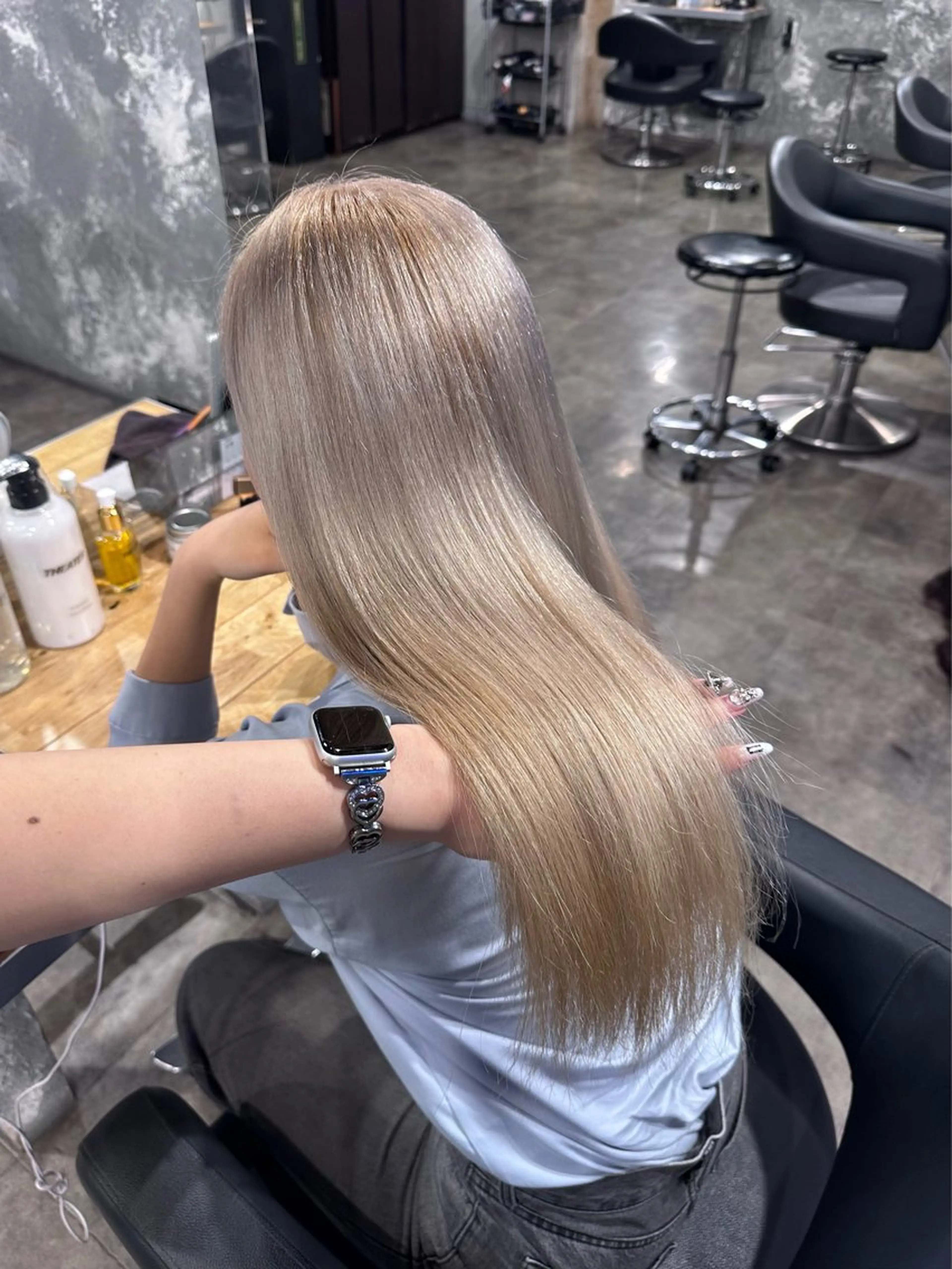 カラー 海外トレンドヘア🤍 sumireのヘアスタイル