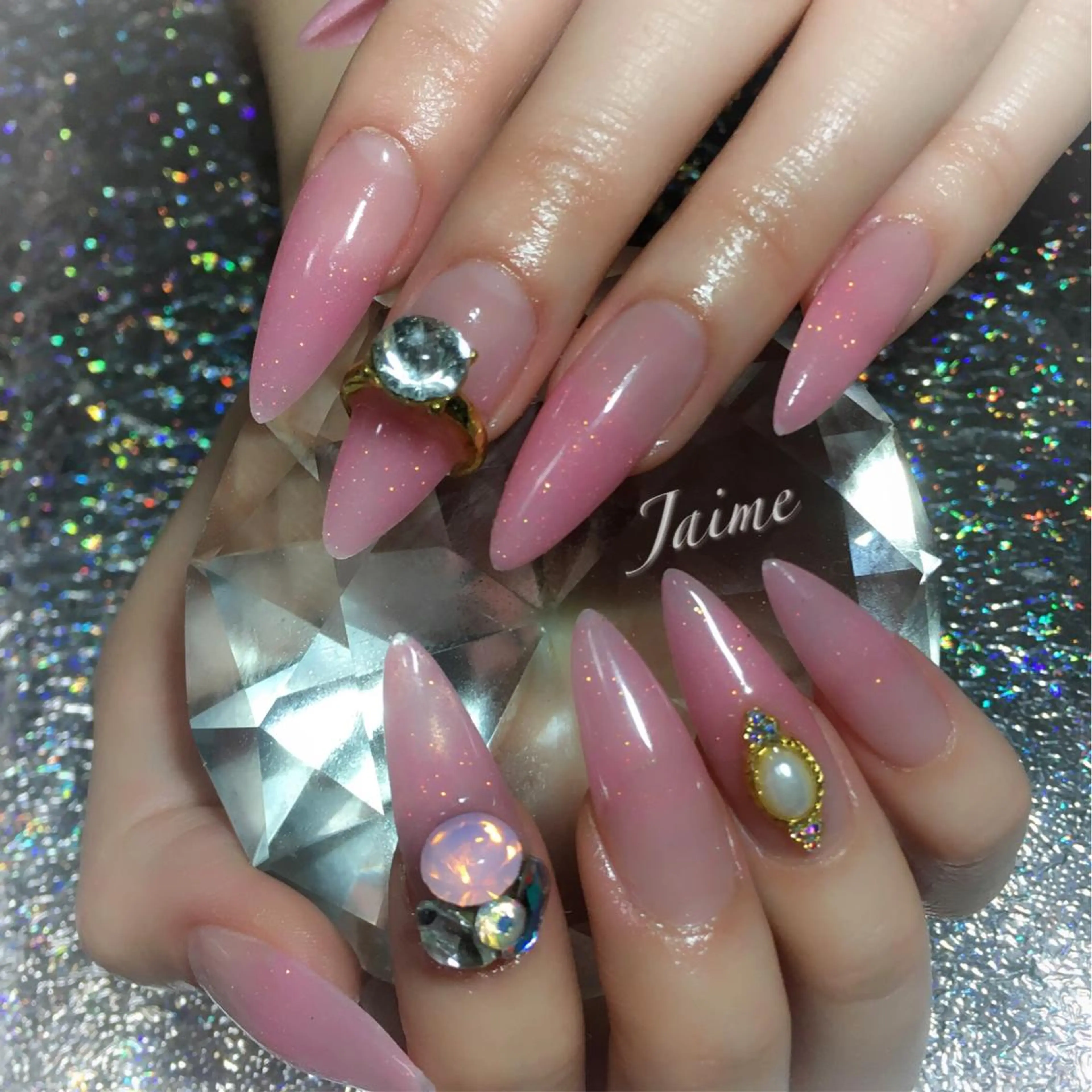 ロング ネイル Jaime Yuiのネイルデザイン