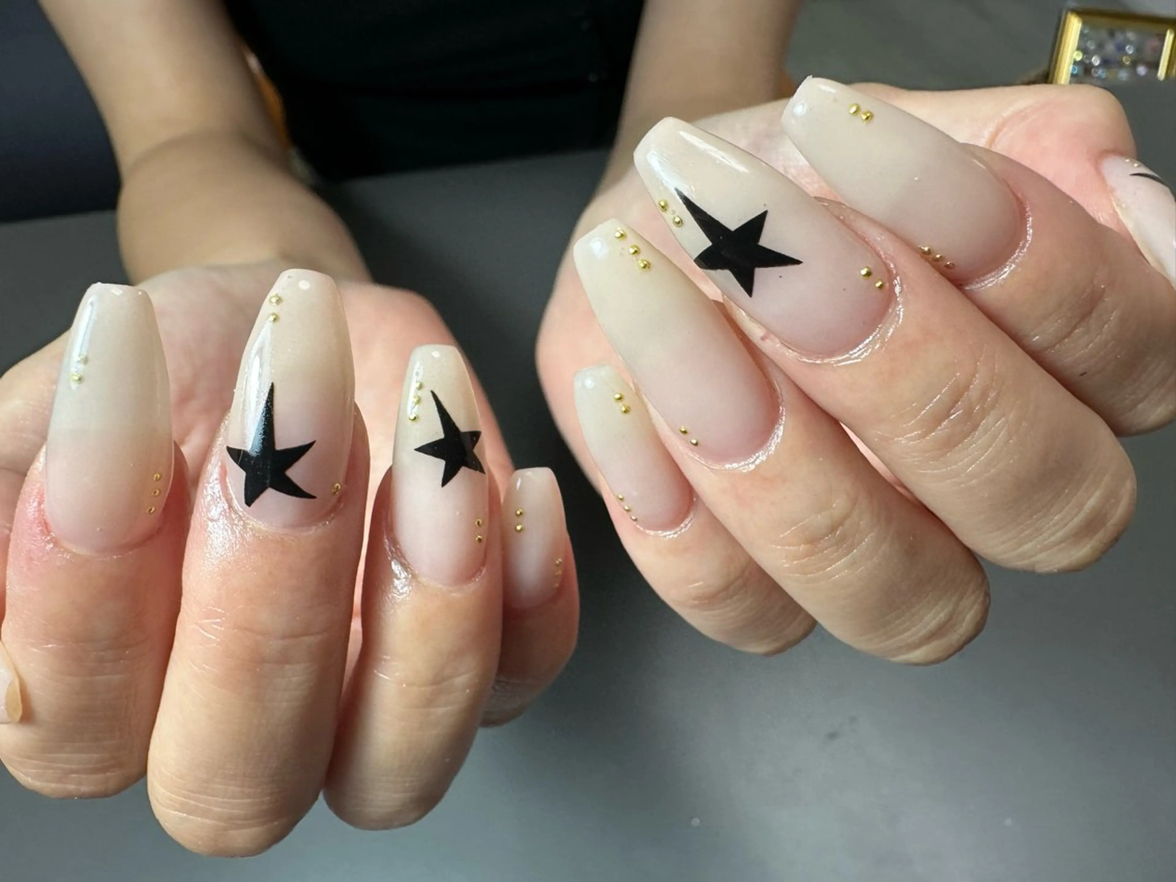 ネイル 12 designのネイルデザイン