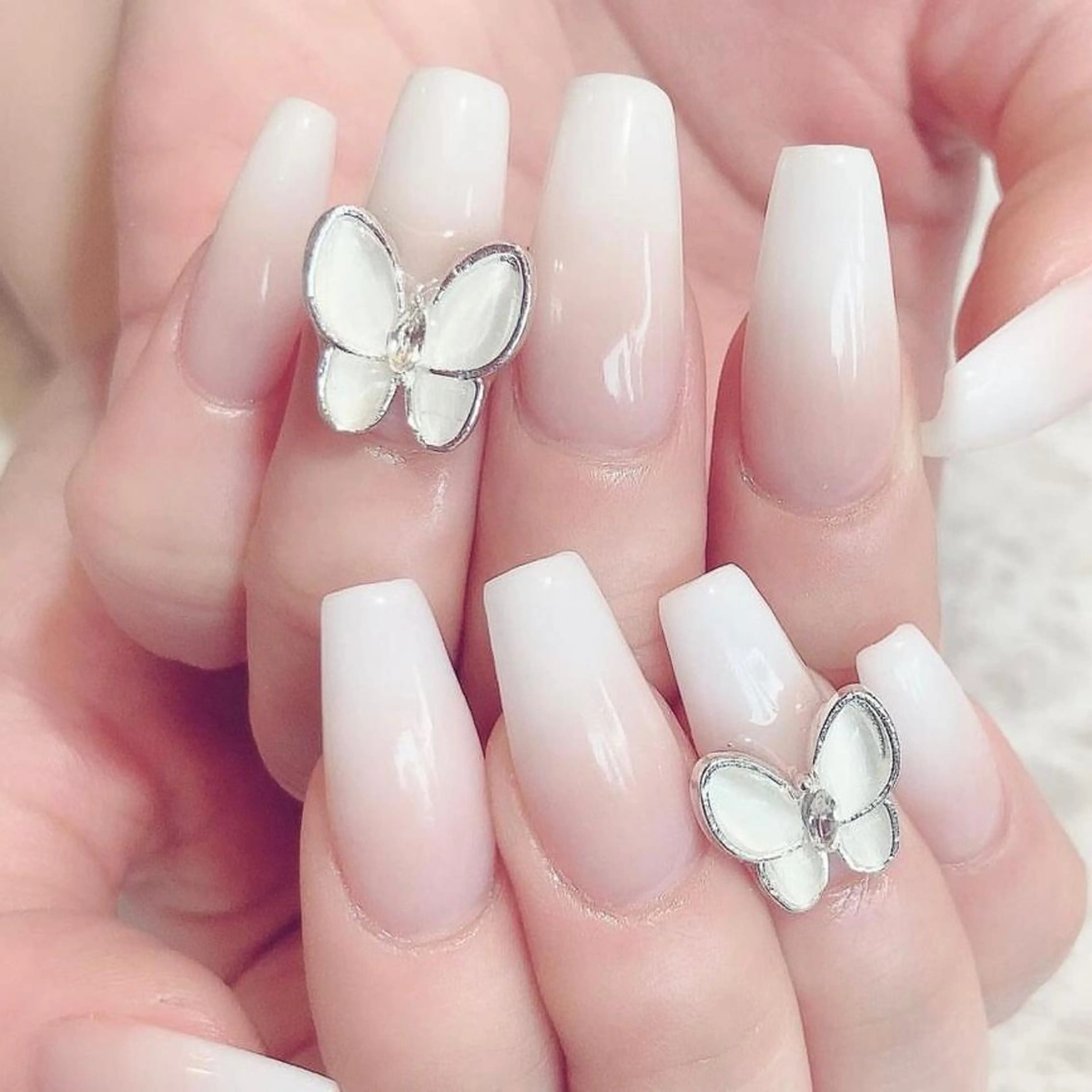 ネイル MUSES  NAIL  SALON所属・MUSES ネイルのネイルデザイン