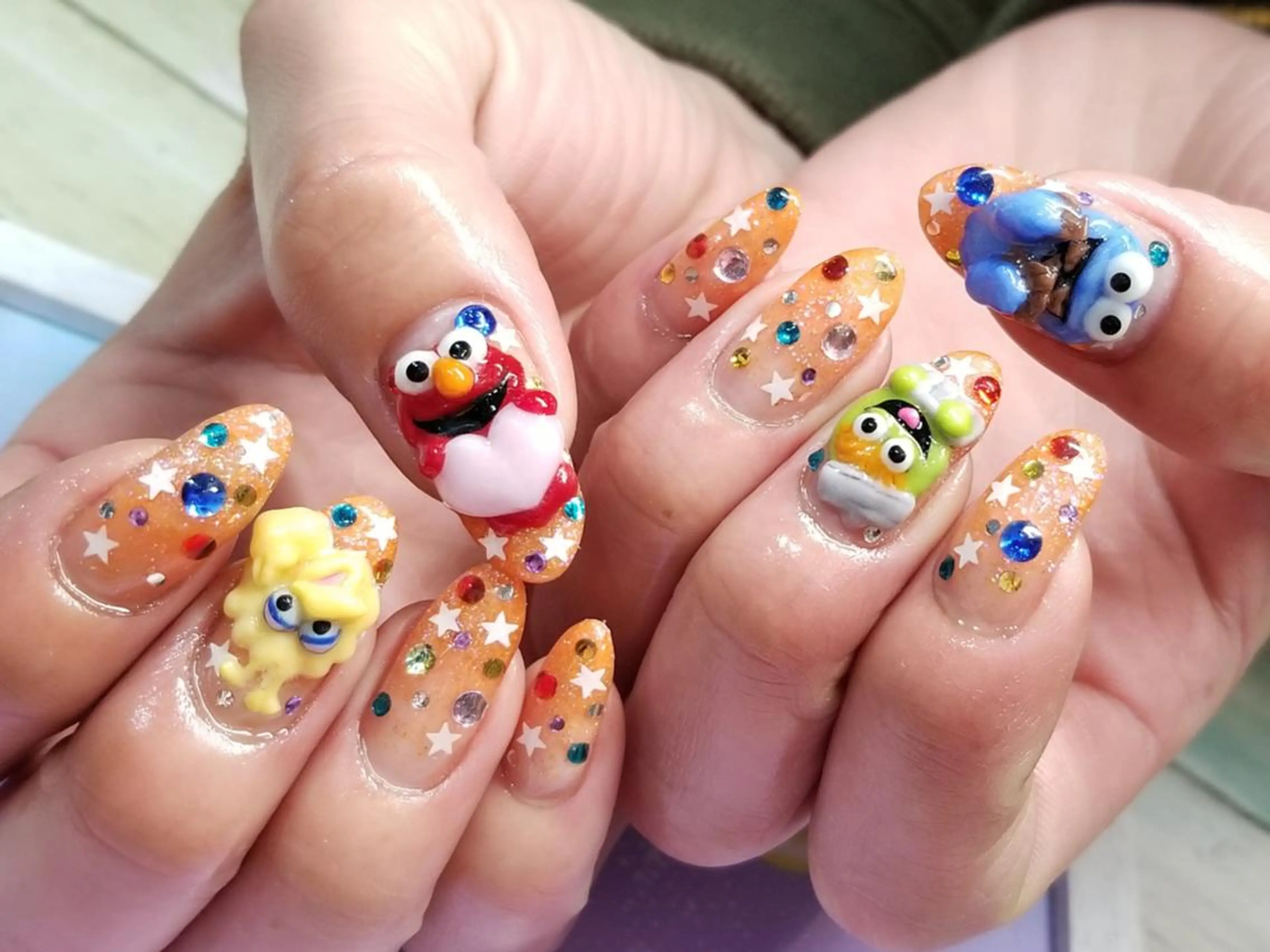 ネイル おで@ oderi_nailのネイルデザイン