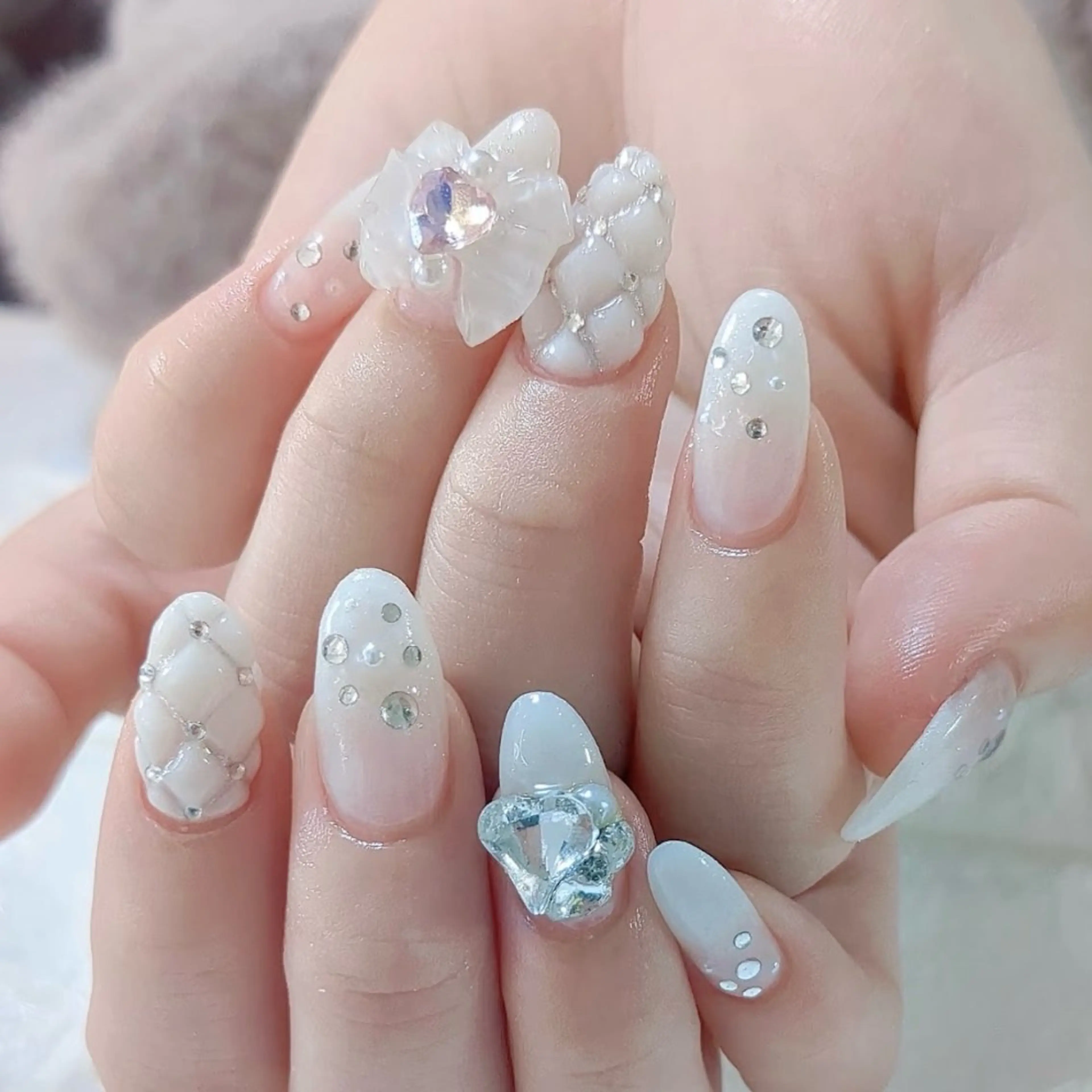 ネイル ハンドネイル もも モモのネイルデザイン