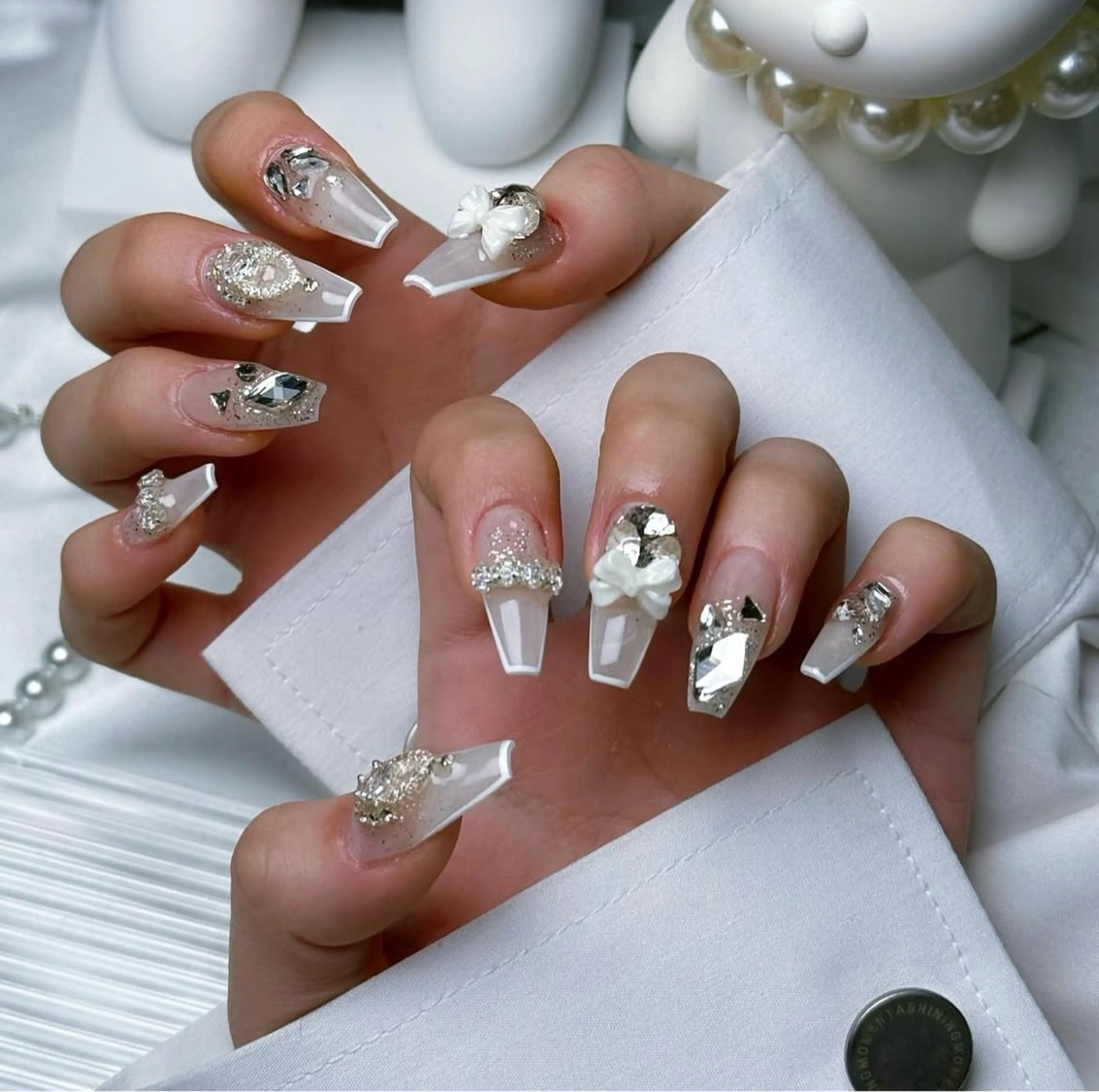 ネイル アートネイル フレンチネイル ジェルネイル 韓国ネイル ミラーネイル Rin Nail 新大久保店のネイルデザイン