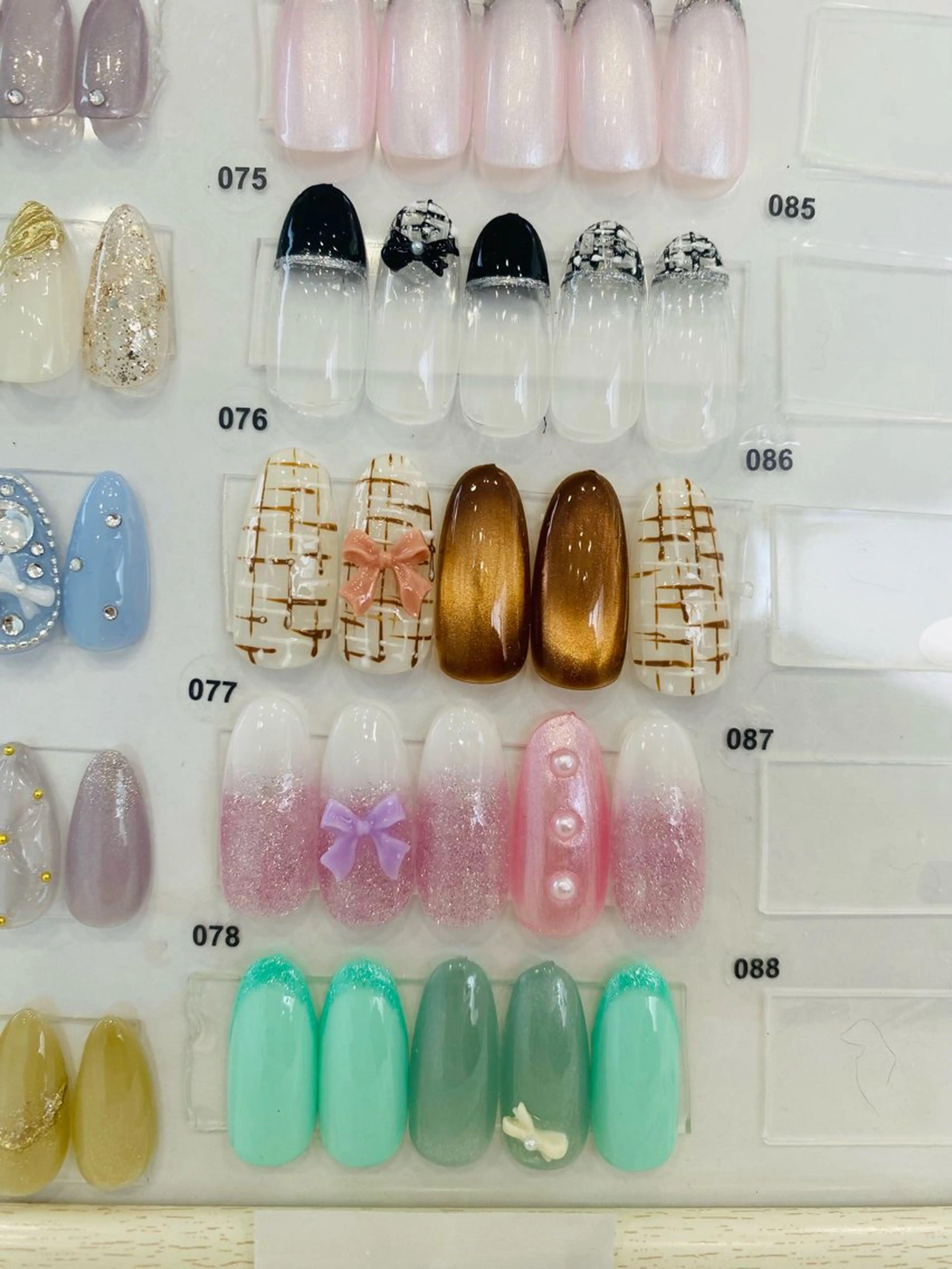 ネイル M'CLAIR所属・M'CLAIR makikoのネイルデザイン