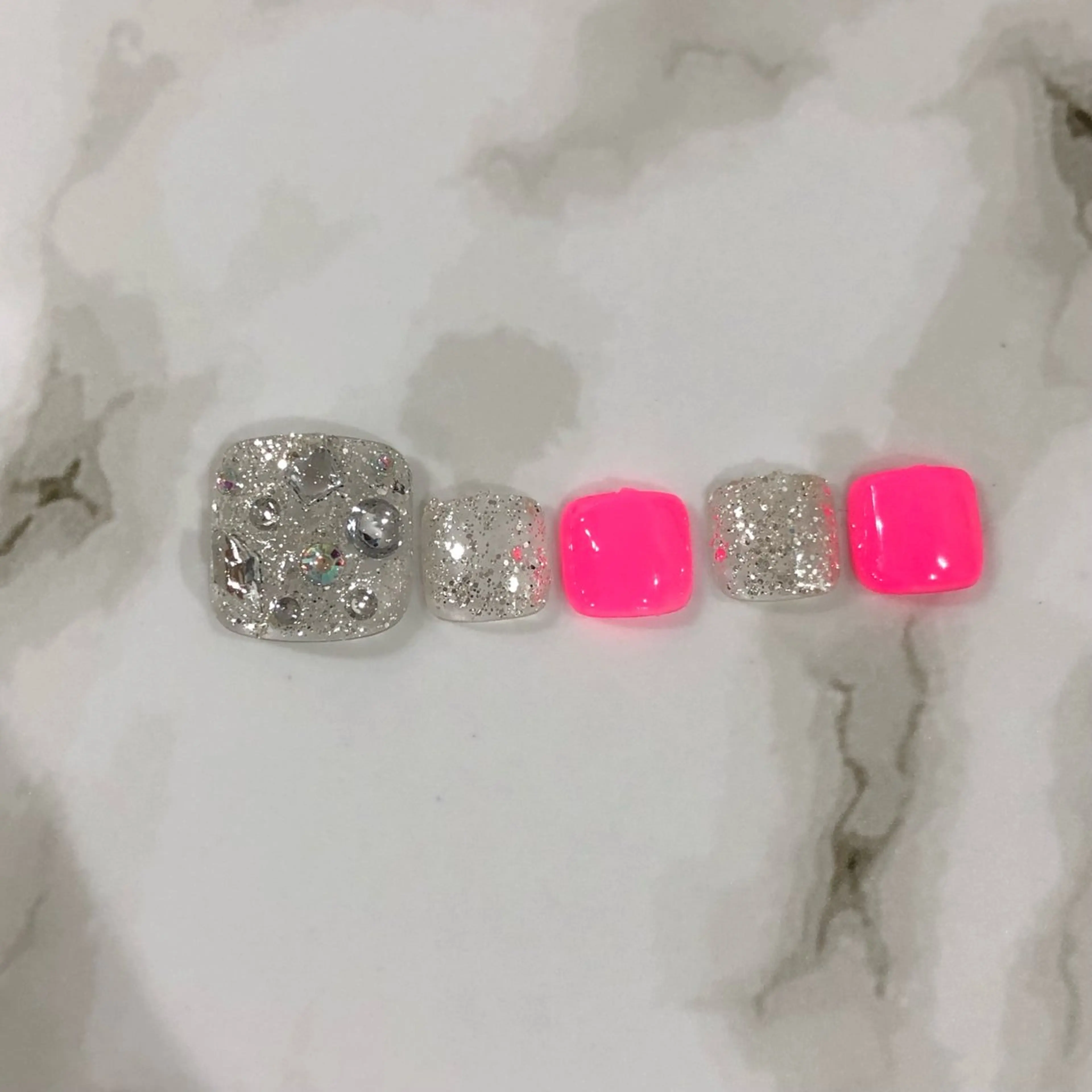 ネイル フットネイル edit rinkaのネイルデザイン