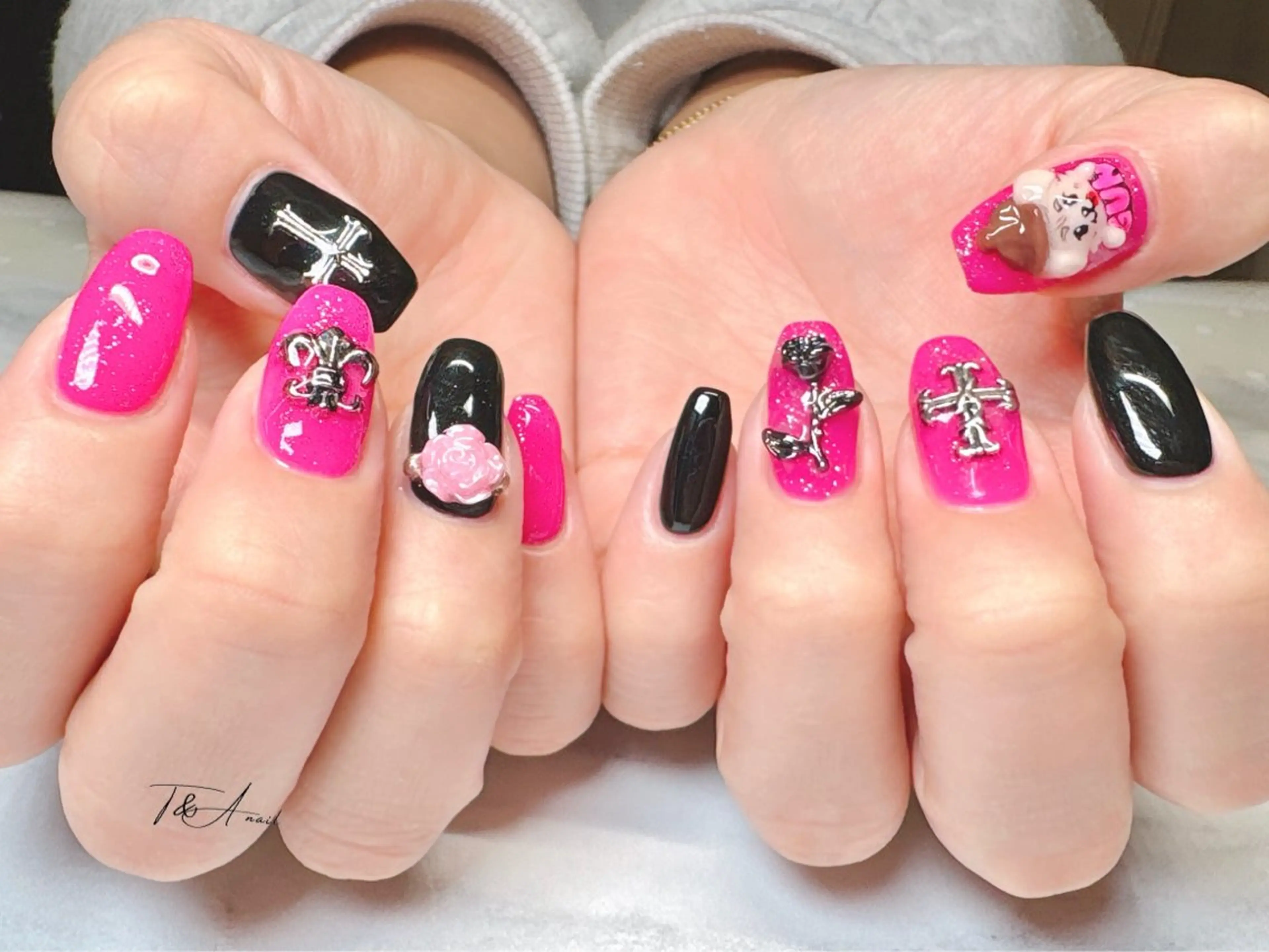 ネイル ジェルネイル スカルプネイル ハンドネイル T&A nailのネイルデザイン