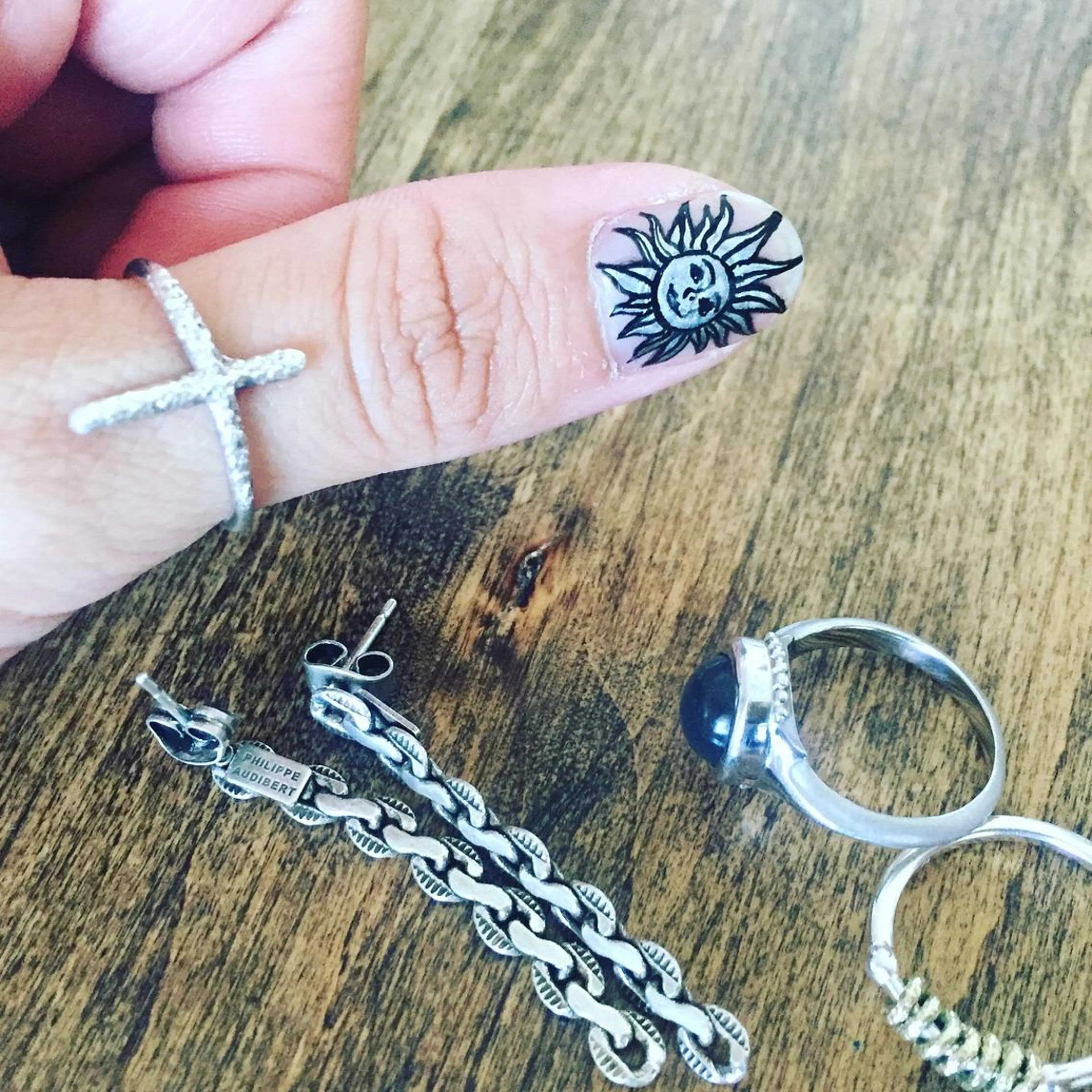 ネイル ｱｲﾗｯｼｭ ﾈｲﾙ ｻﾛﾝ つけるのマツエク・マツパデザイン