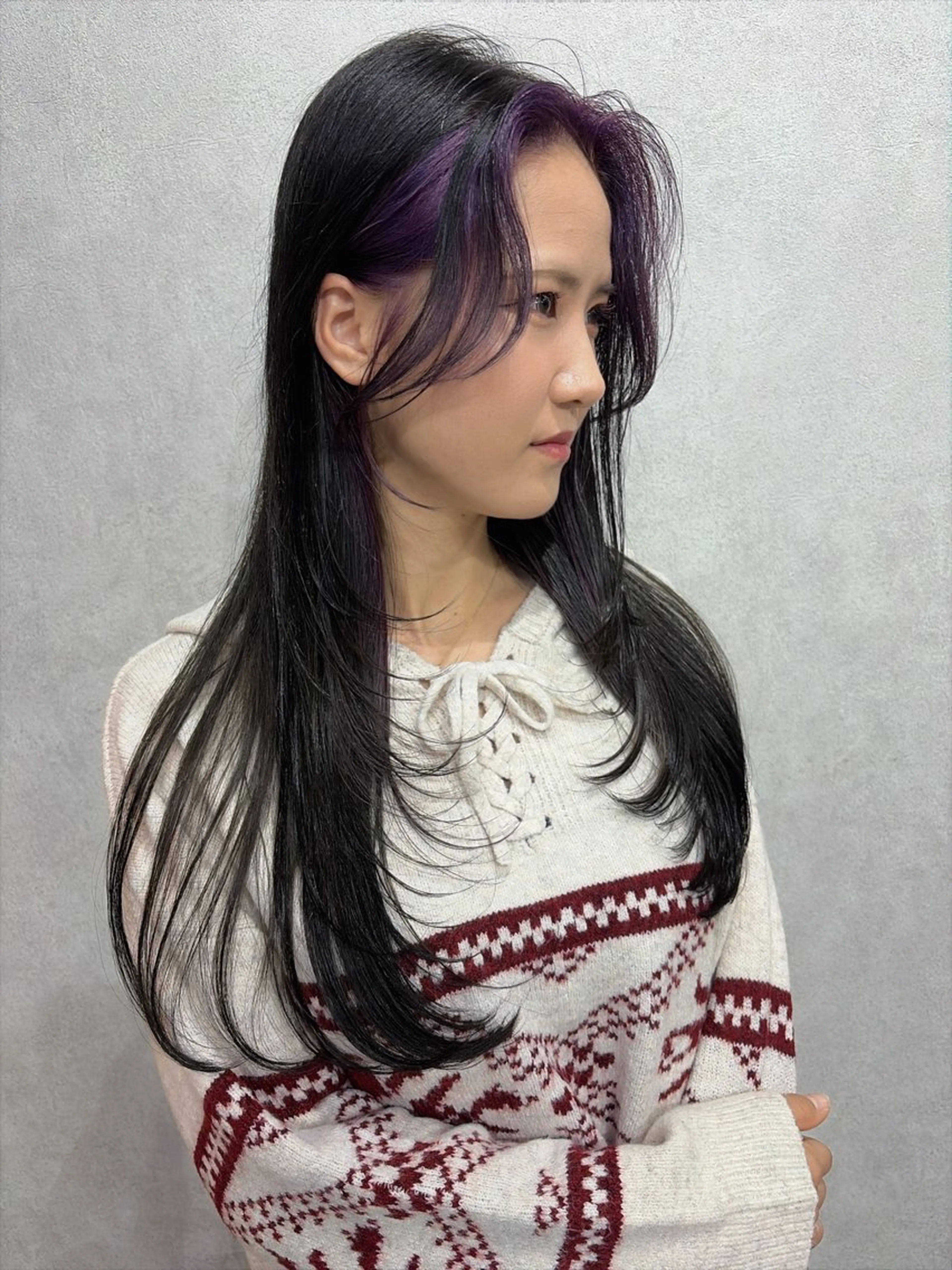 ロング カット ヘアカラー トリートメント maya レイヤーカットのヘアスタイル