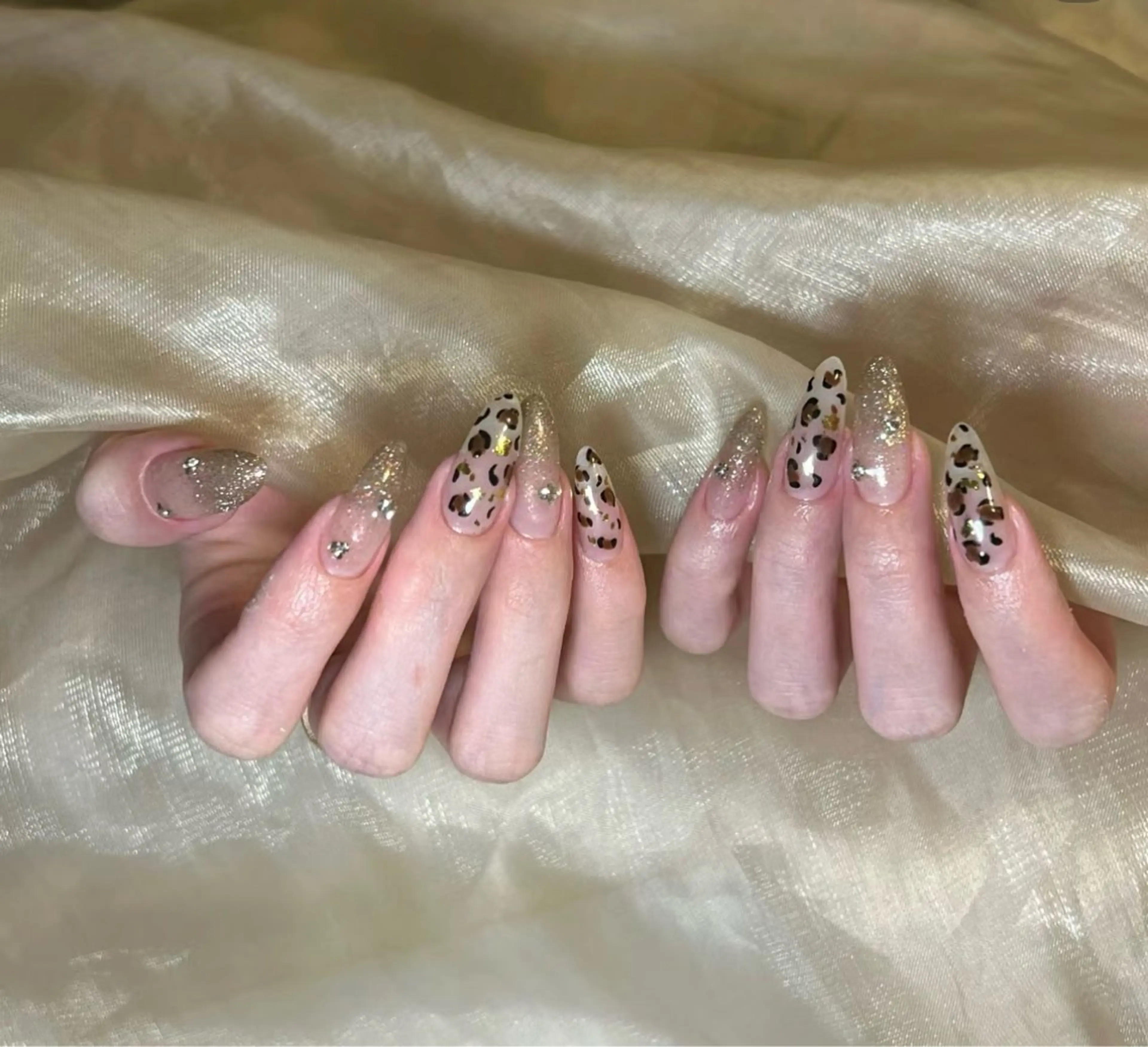 ネイル ハンドネイル ハンドケア 💕Dreamy KIYO💕のネイルデザイン