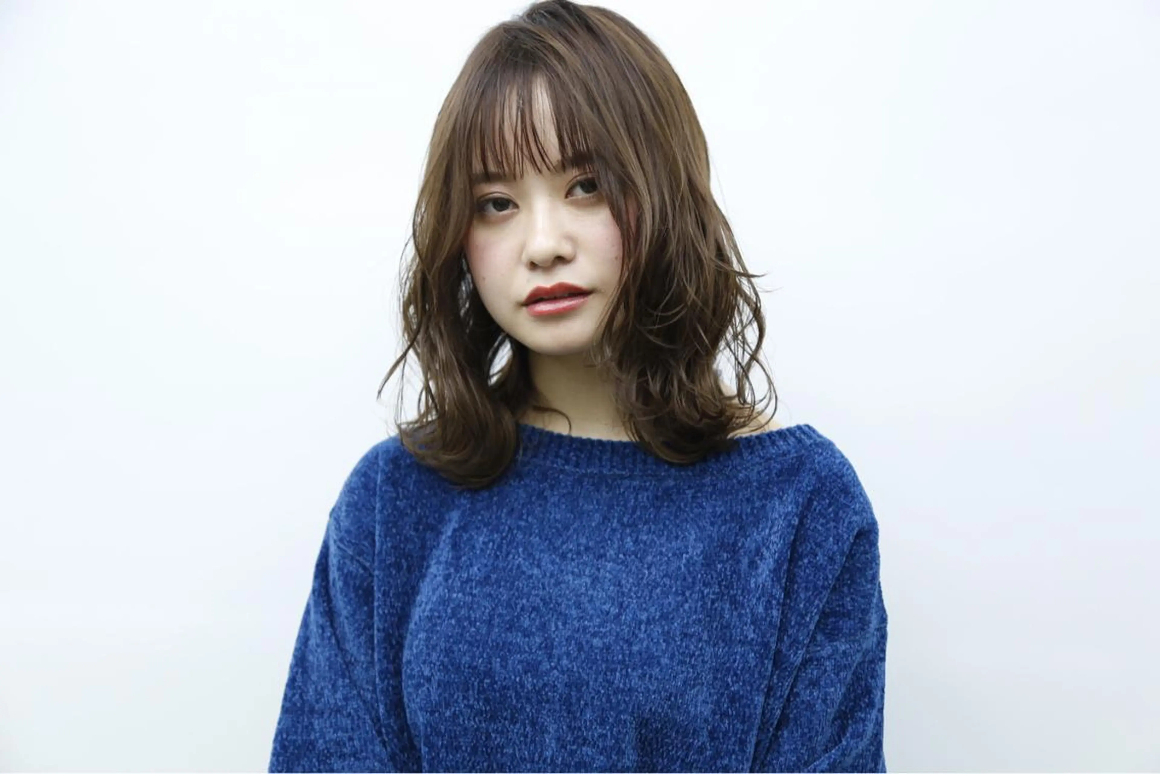 ミディアム Fill @のヘアスタイル
