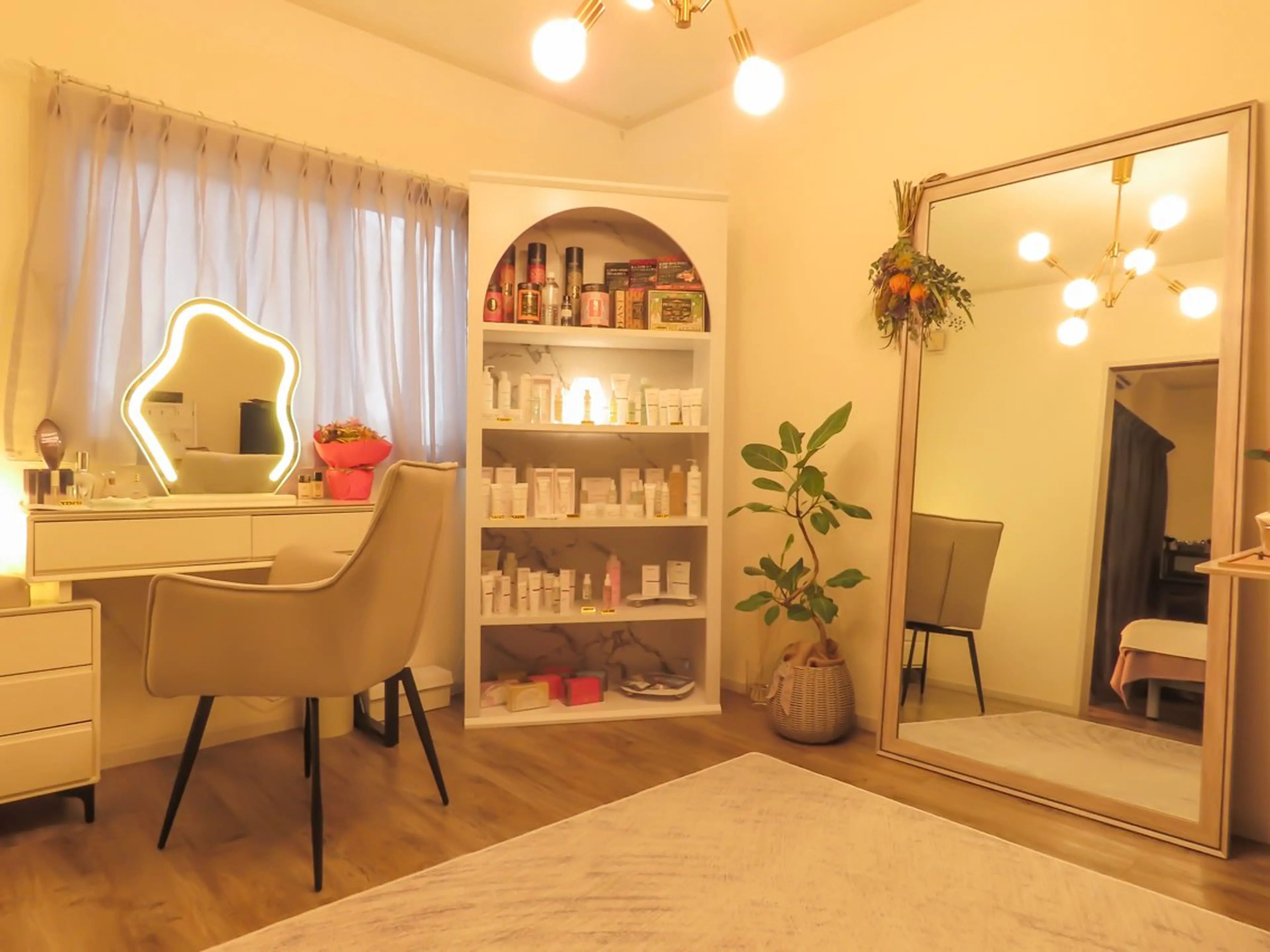 Private salon nA所属・若菜菜奈 本気の肌質改善 上島のエステ・リラクイメージ