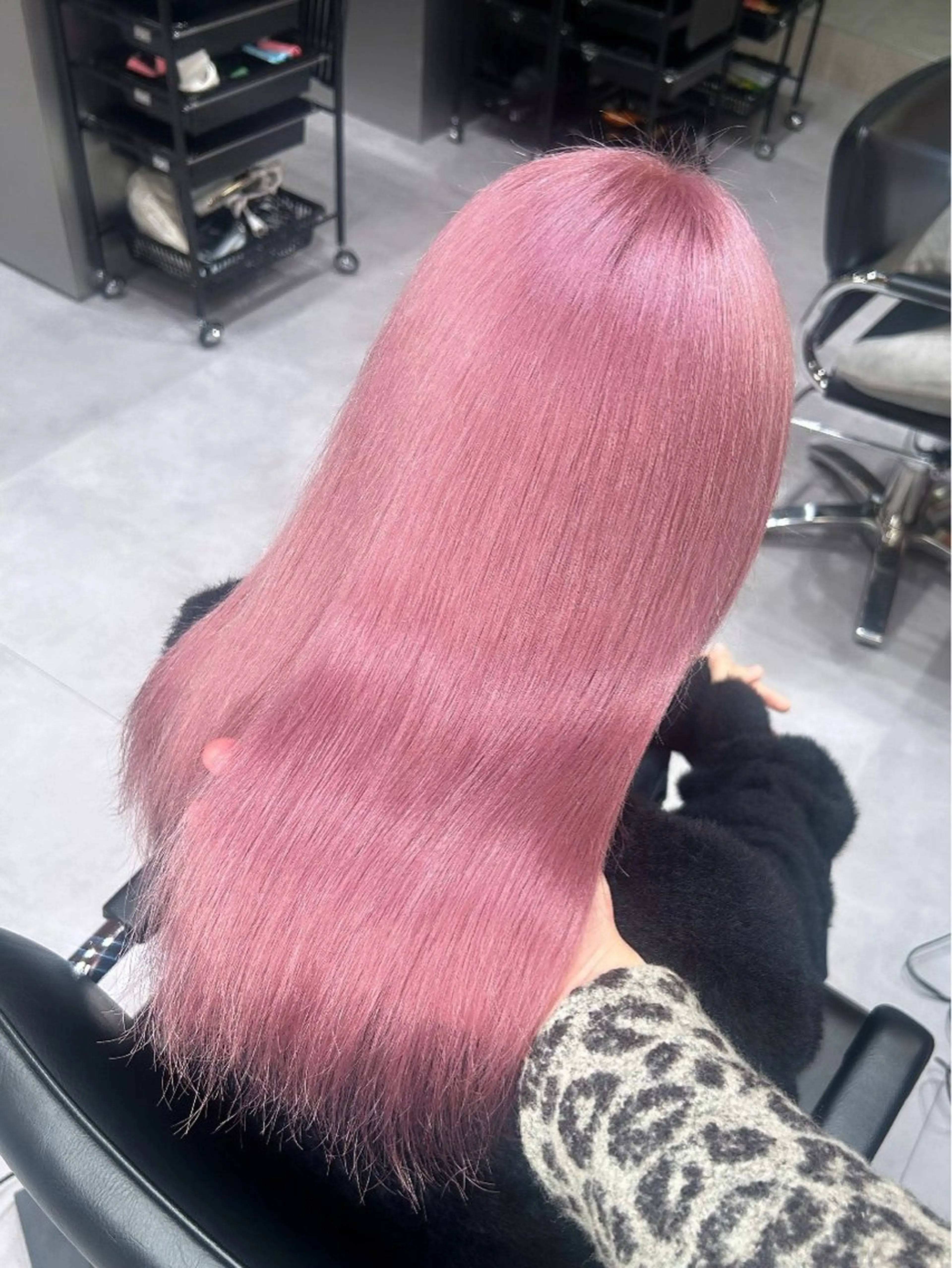 ロング カラー ピンクカラー ヘアカラー トリートメント 💗爆美女製造機💗 ハイトーン-髪質改善のヘアスタイル